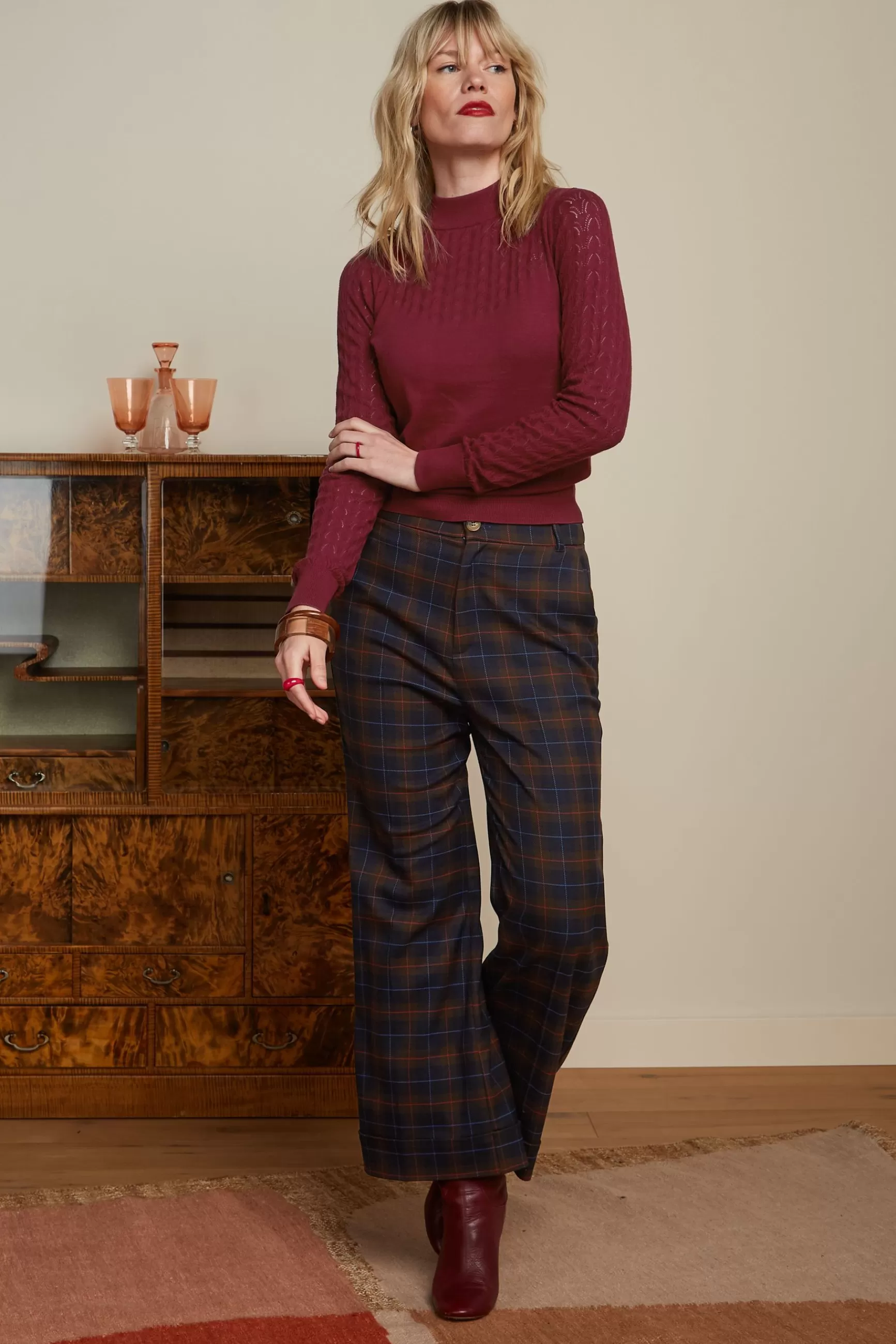 Collection DAMES : Débardeur King Louie Agnes - Élégance Club & Tendances Urbaines