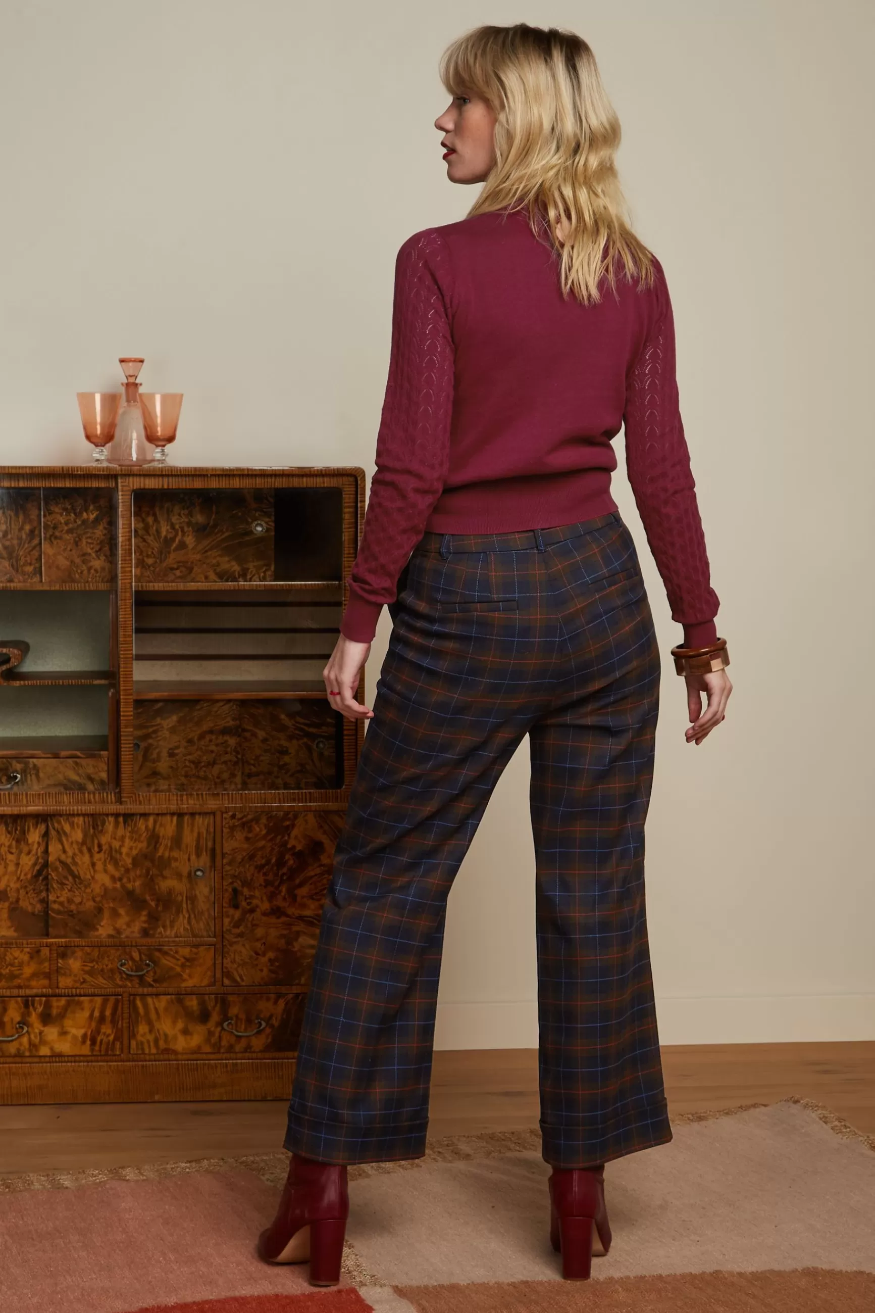 Collection DAMES : Débardeur King Louie Agnes - Élégance Club & Tendances Urbaines