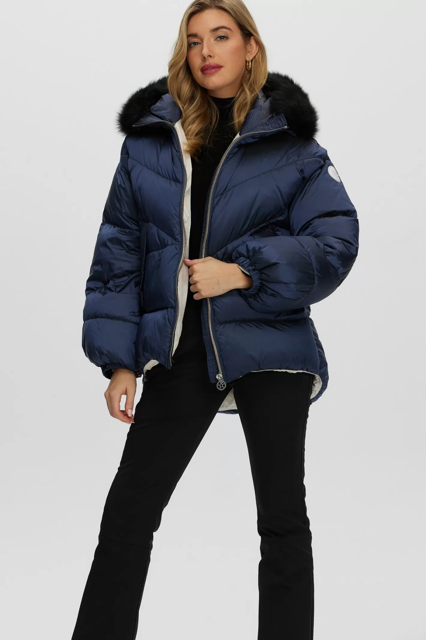 Doudoune Femme GORSKI Montréal - Capuche amovible en agneau toscan doublée - Veste chic après-ski pour hiver rigoureux