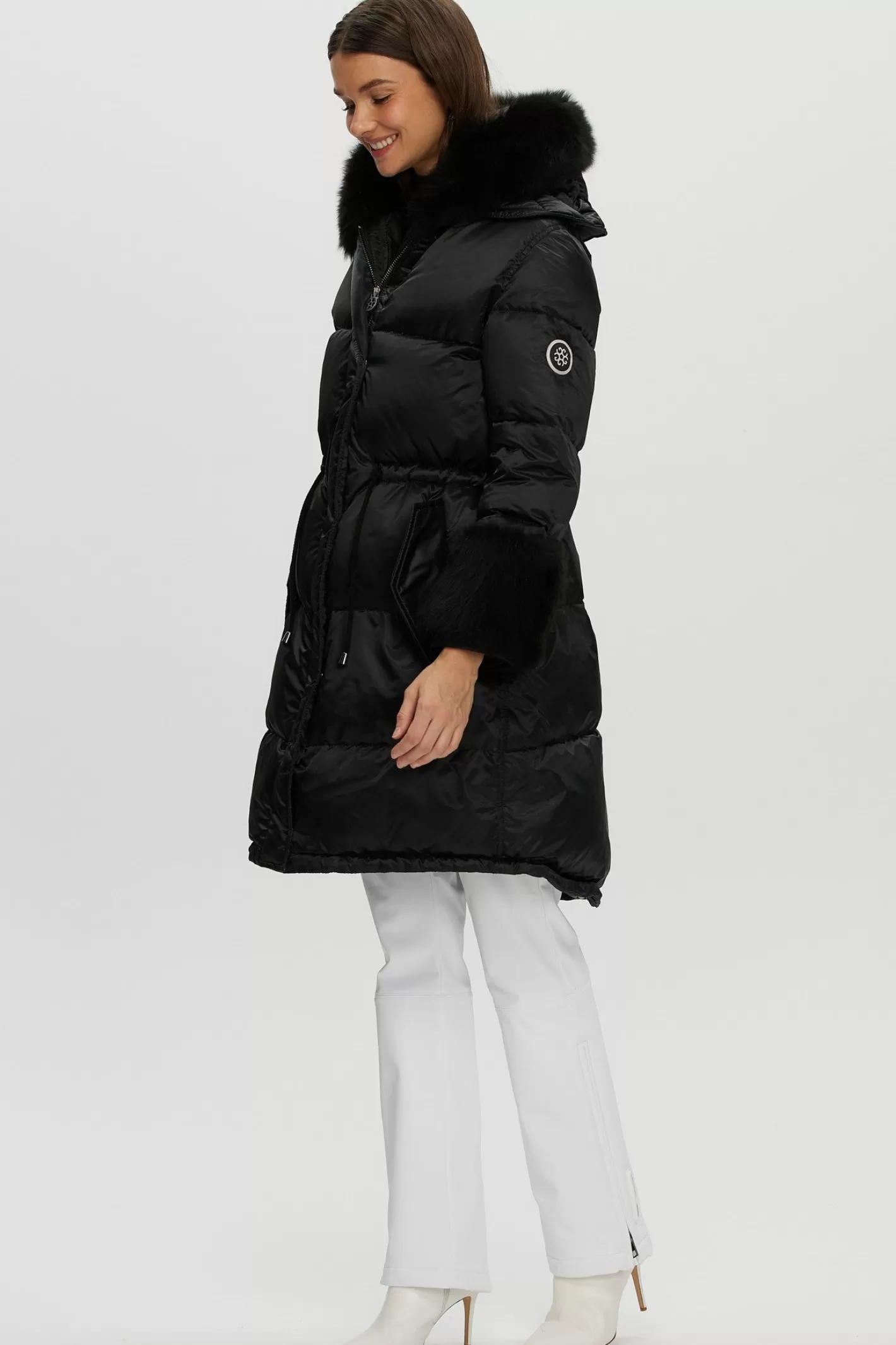 Veste de ski urbain Montréal – Marque GORSKI – Capuche amovible et parements doublés en agneau toscan – Style chaud et élégant pour vos sorties hivernales