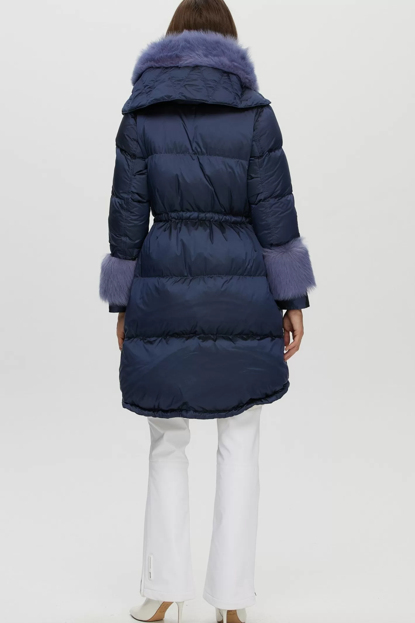 Veste d'hiver féminine GORSKI Montréal - Capuche amovible en agneau toscan et poignets doublés de fourrure luxueuse pour après-ski
