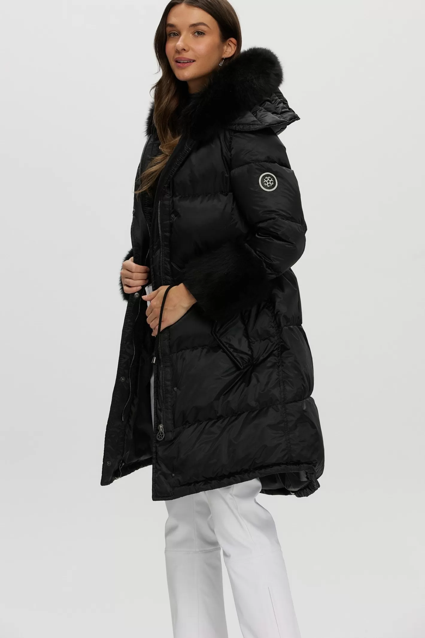 Veste de ski urbain Montréal – Marque GORSKI – Capuche amovible et parements doublés en agneau toscan – Style chaud et élégant pour vos sorties hivernales