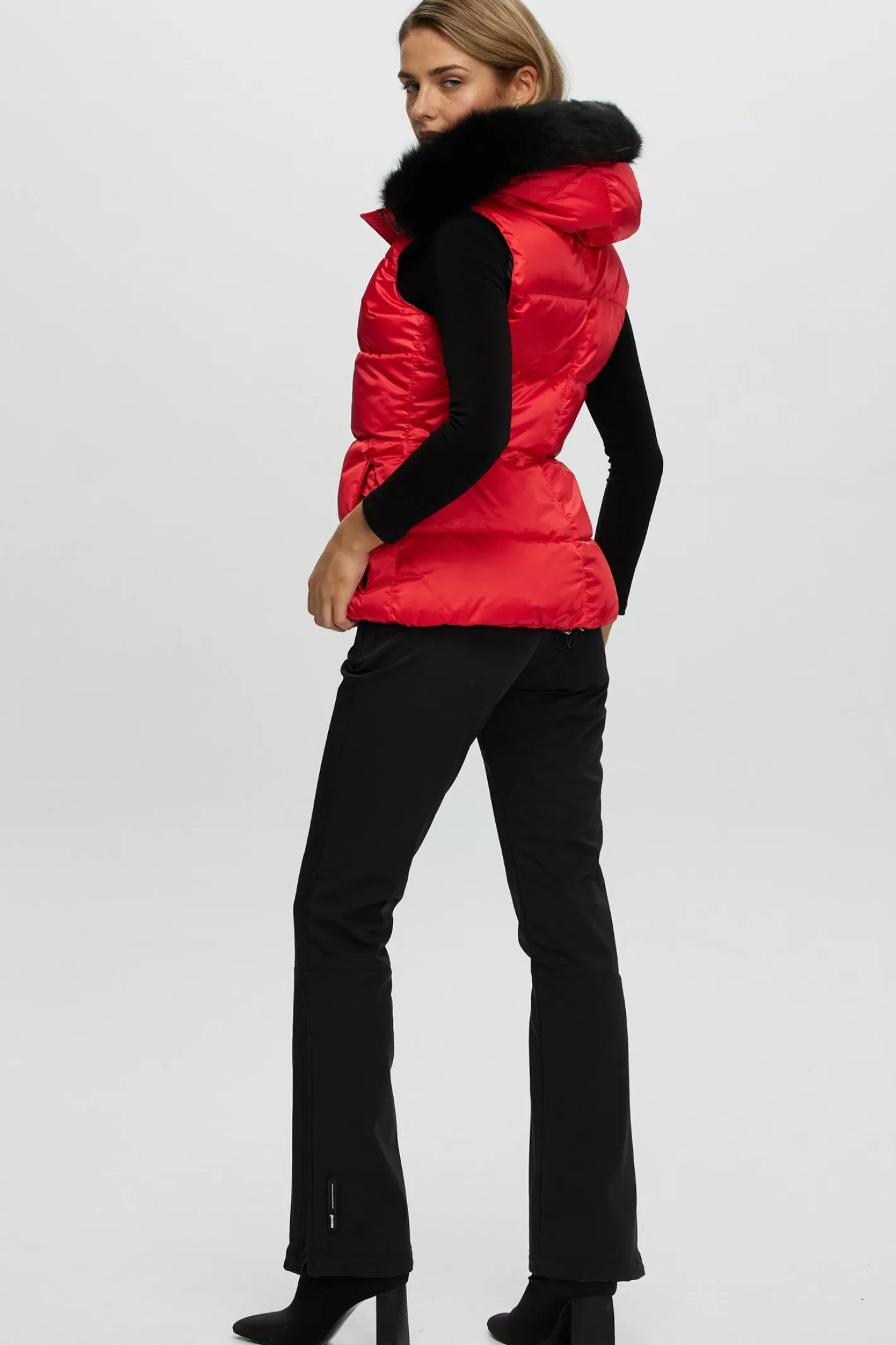 Veste d'après-ski Montréal en laine mérinos - Capuche amovible en agneau toscan pour hiver 2024 (Collection GORSKI)