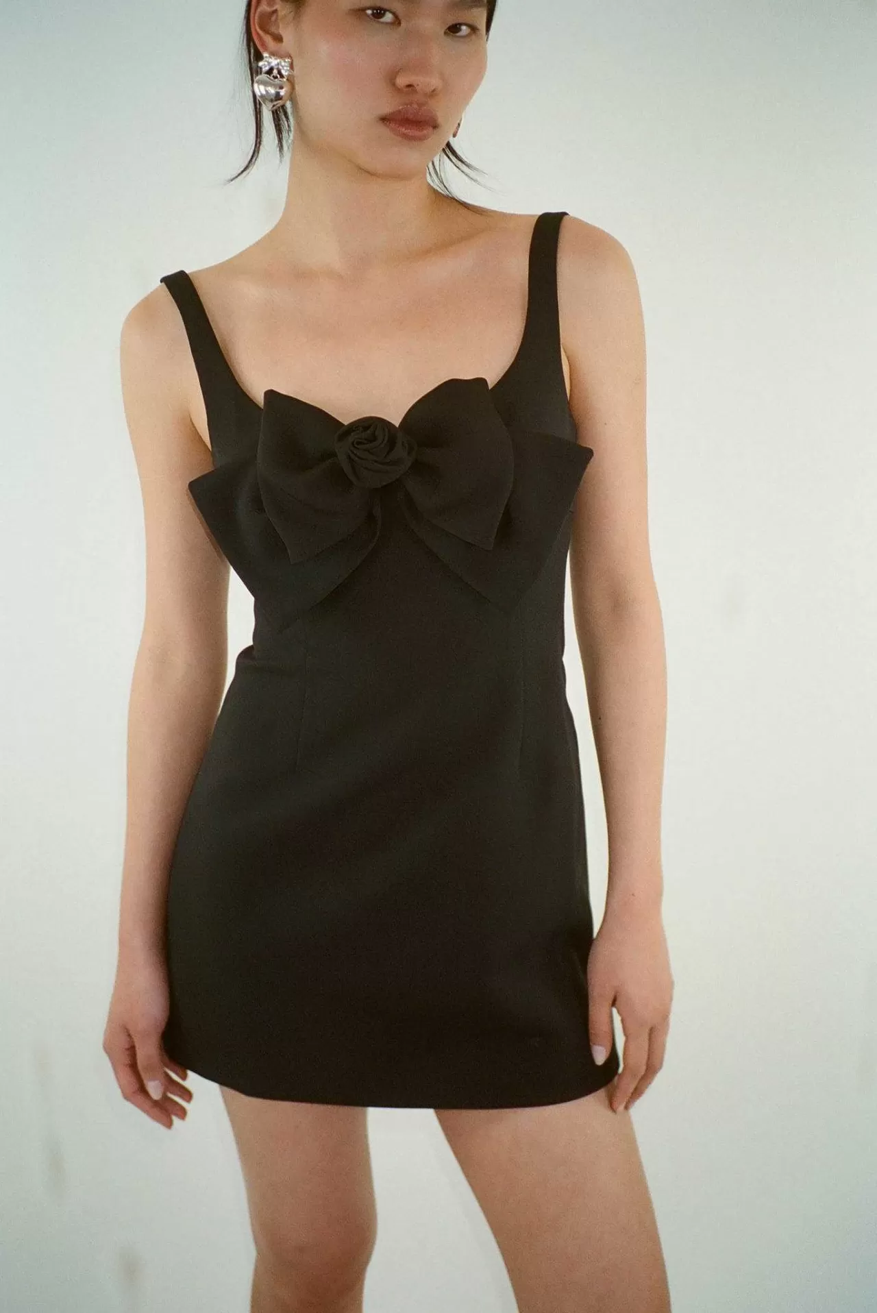 Robe Arden Noir Ébène - Création Élégante Sandy Liang pour Femme