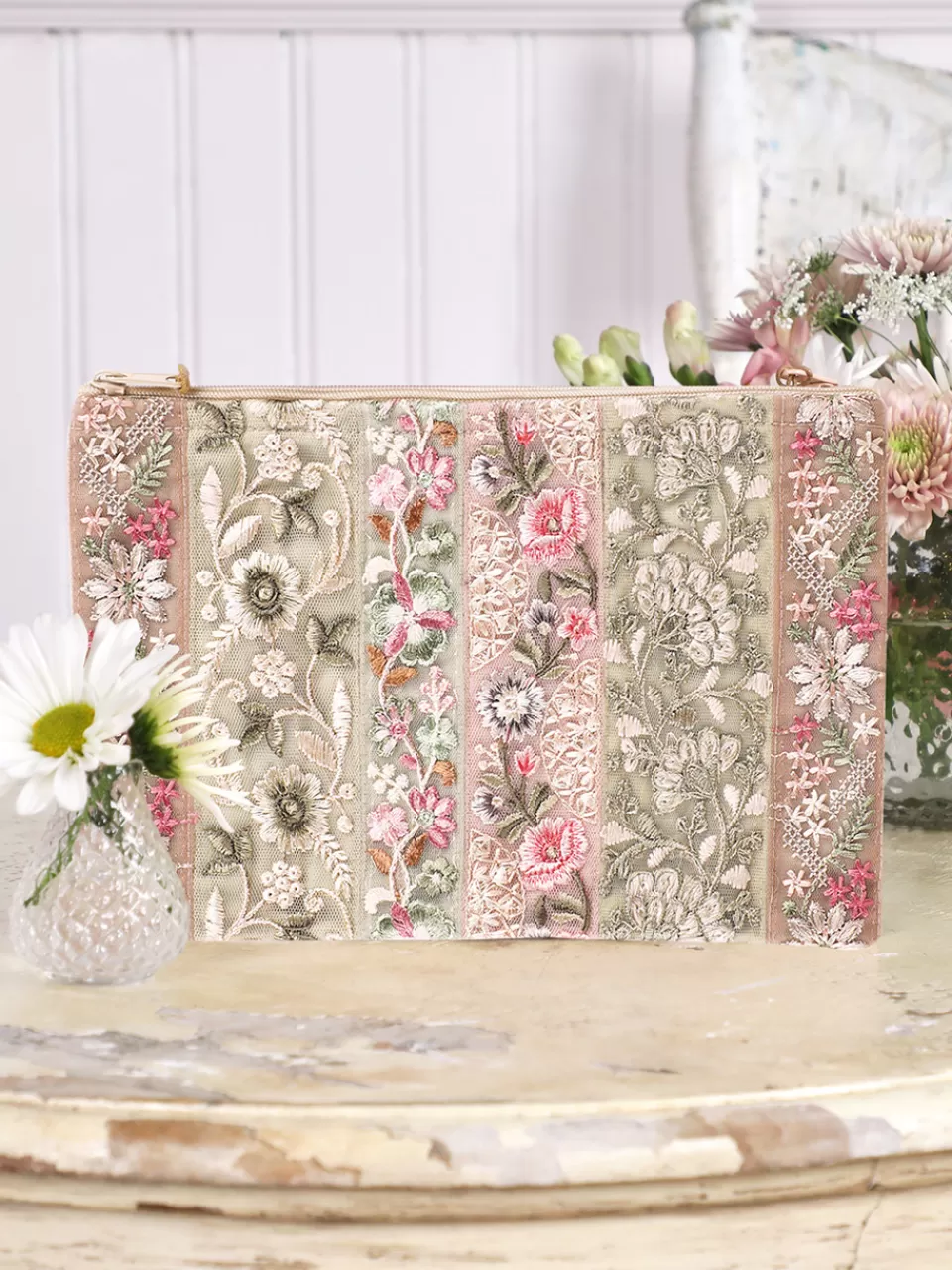 Pochette Bel Canto « Rose Vintage » – Collection exclusive en soldes chez April Cornell