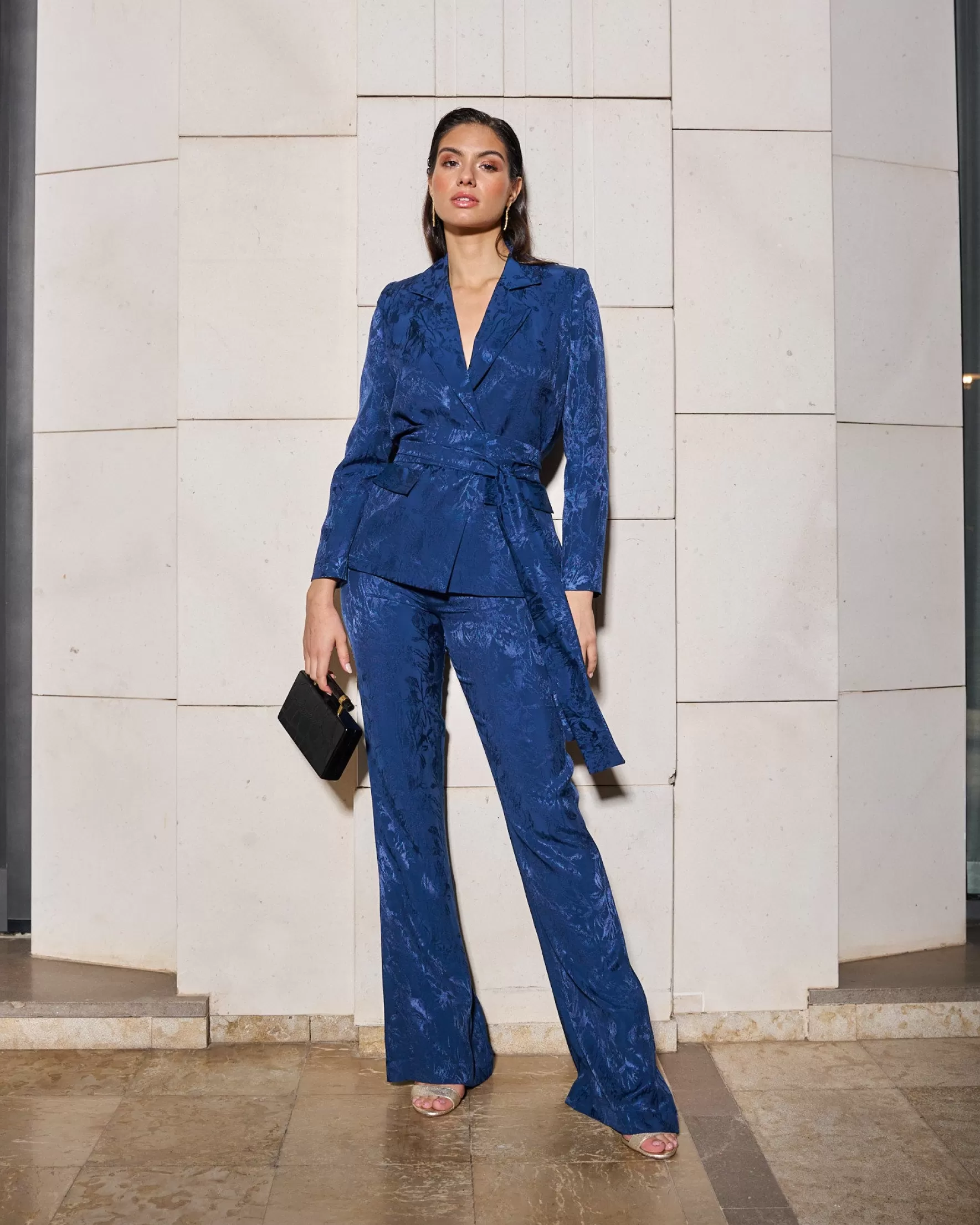 Veste Élégante Kate Bleu Azur par Miphai - Collection Exclusive en Ligne