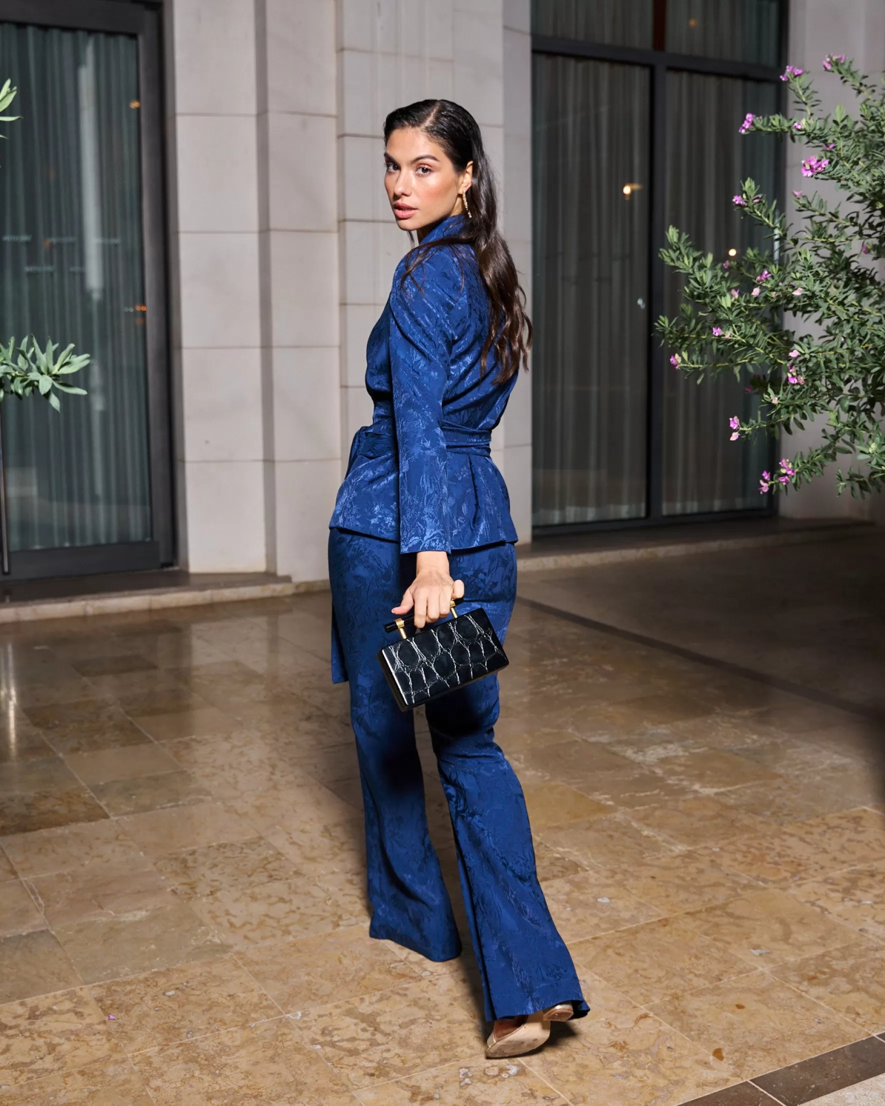 Veste Élégante Kate Bleu Azur par Miphai - Collection Exclusive en Ligne