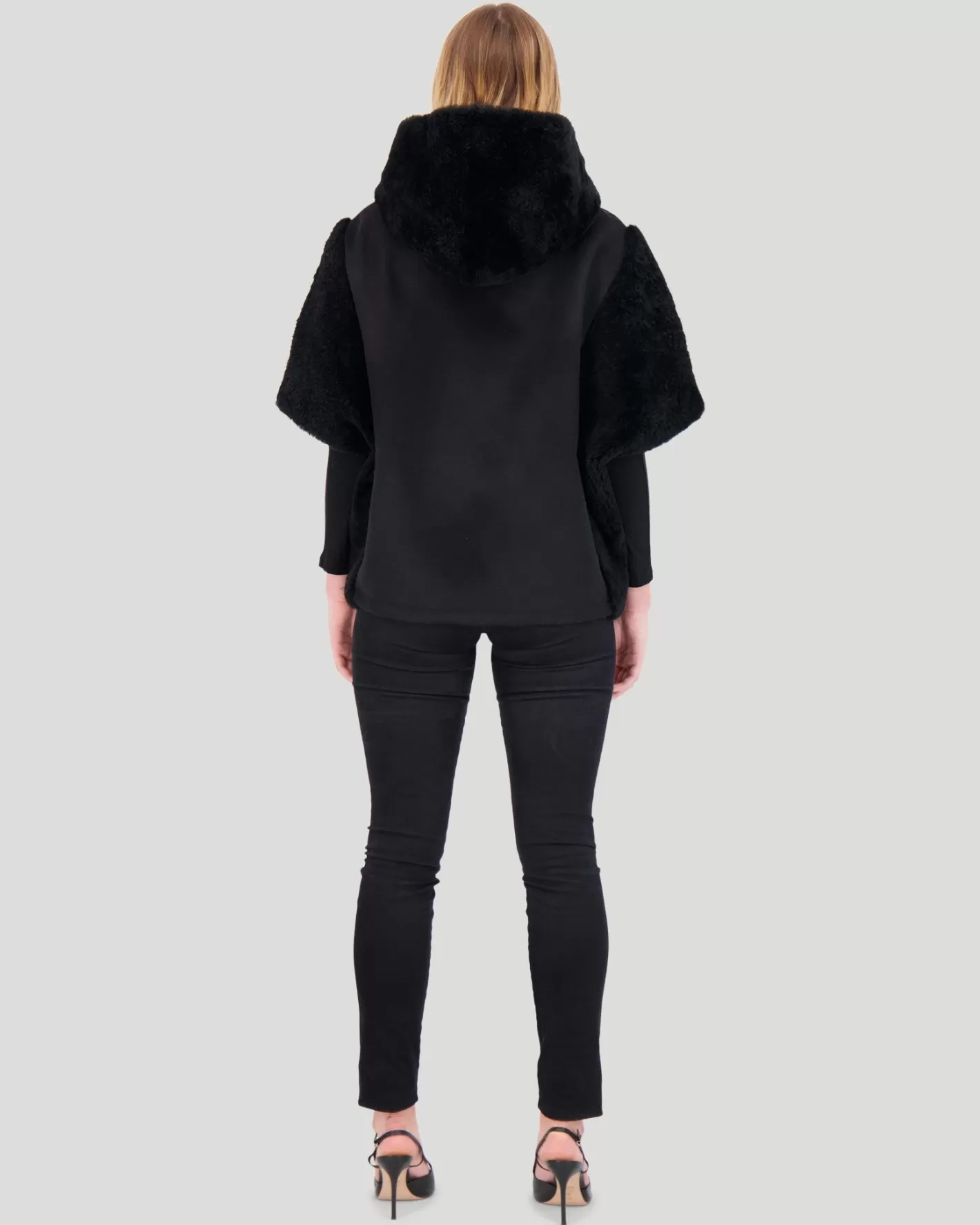 Veste féminine en cachemire GORSKI Montréal - Manches courtes avec bordure en cachemire chèvre sélectionné