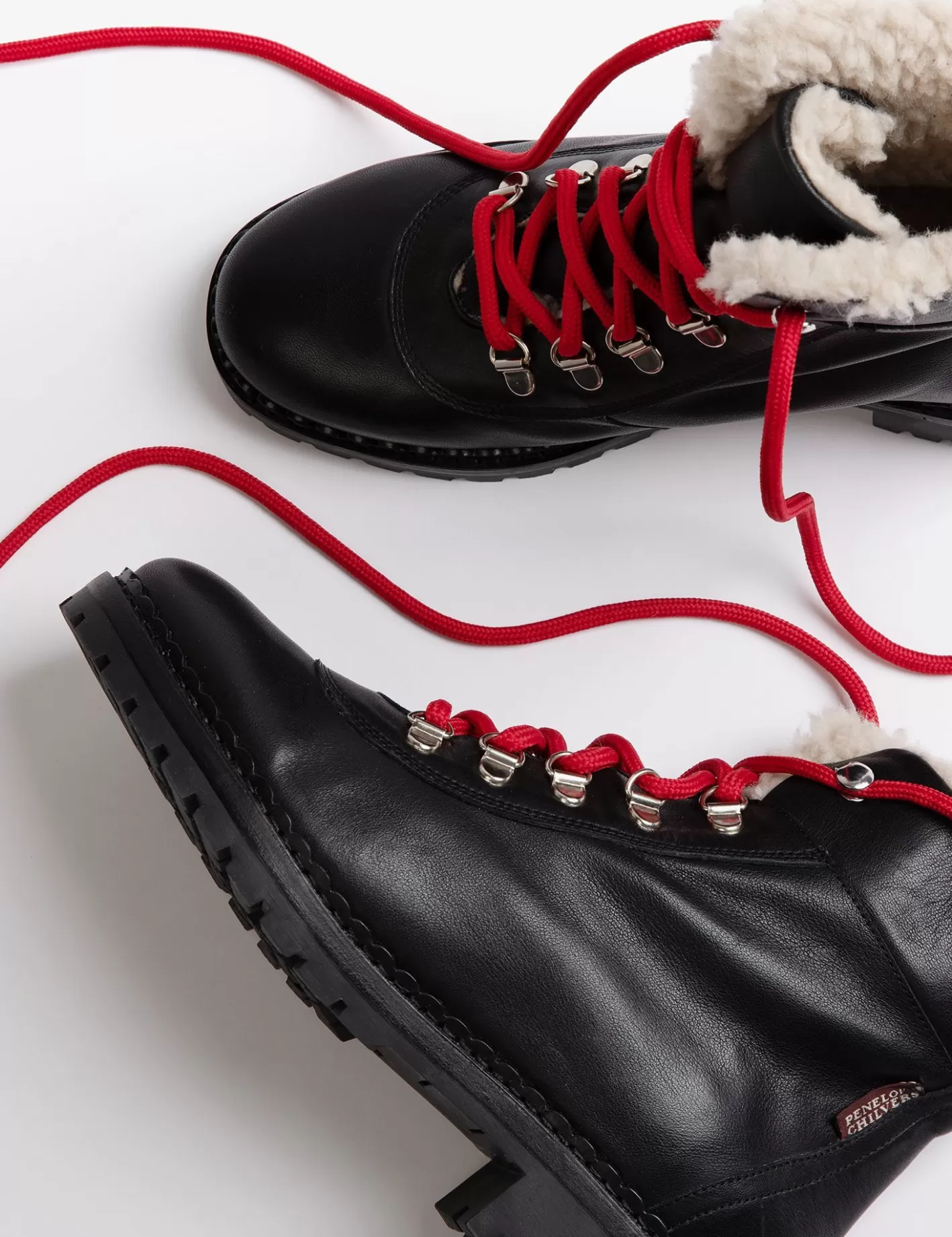 Bottes d'Hiver Cortina en Cuir Véritable – Doublure en Shearling Confortable avec Lacets Ajustables | Chaussures Montantes Isolées pour Temps Froid