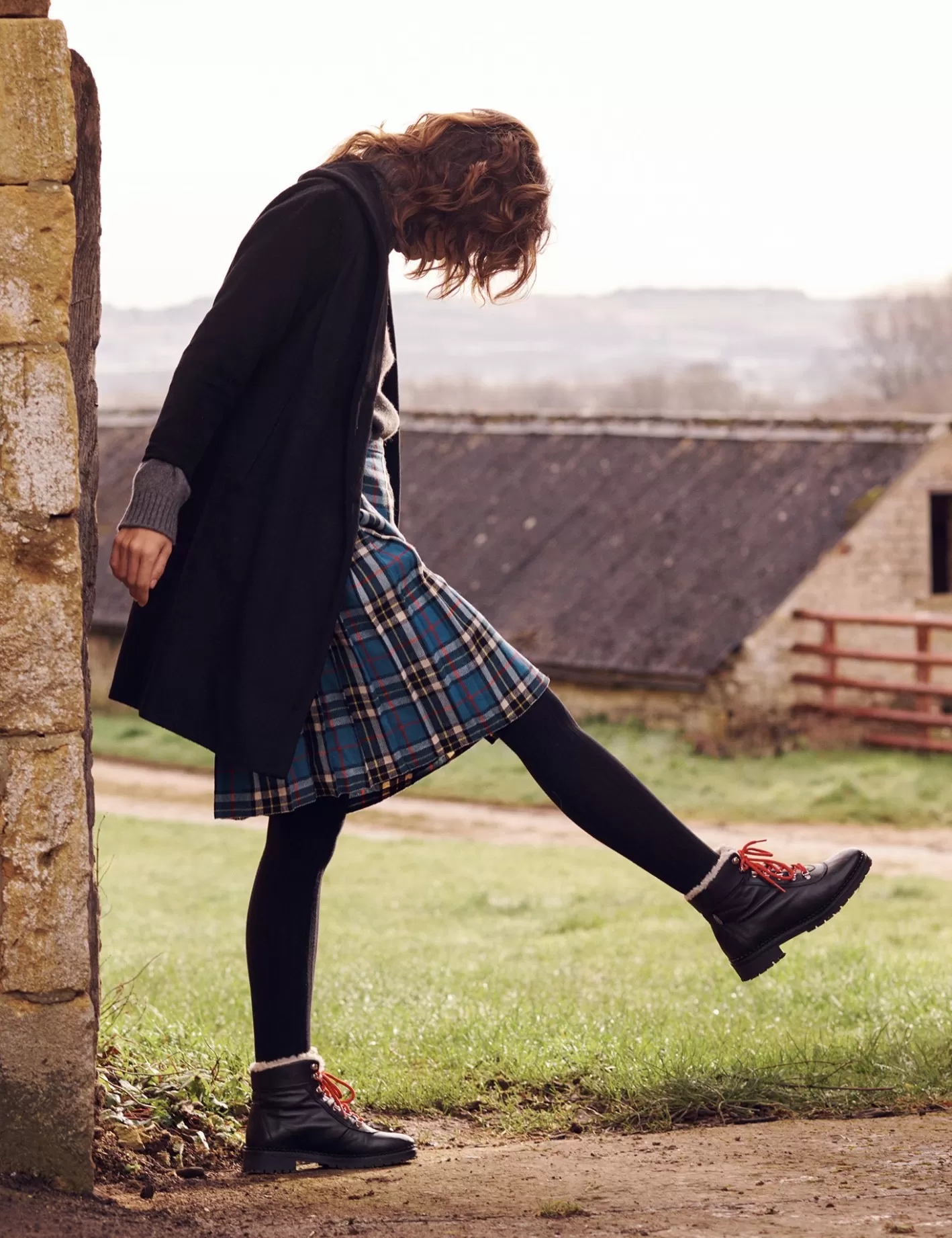 Bottes d'Hiver Cortina en Cuir Véritable – Doublure en Shearling Confortable avec Lacets Ajustables | Chaussures Montantes Isolées pour Temps Froid