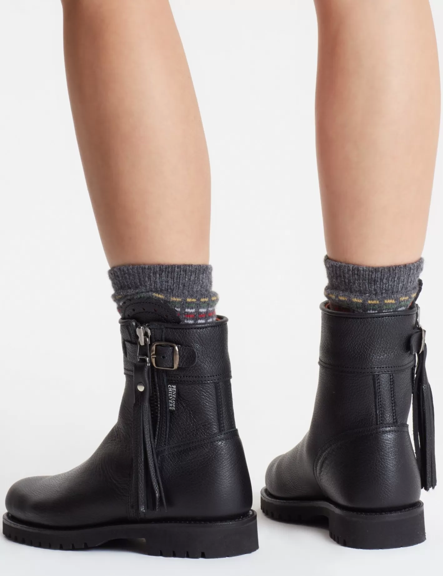 Découvrez nos Bottines Courtes à Franges en Cuir - Semelle Goodyear Artisanale pour un Style Équestre Raffiné