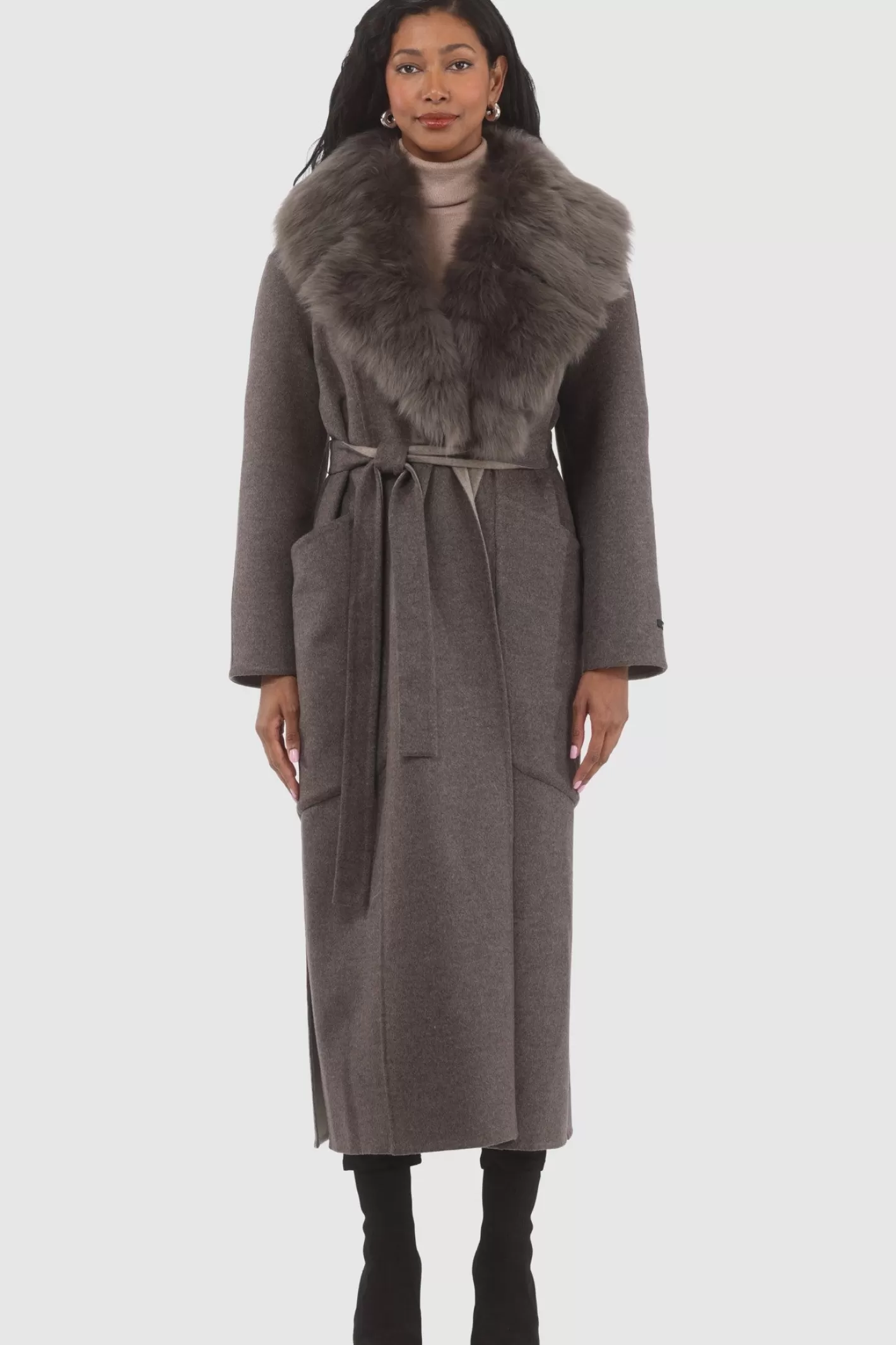 Manteau Femme GORSKI Montréal - Réversible en Cachemire Loro Piana et Laine avec Col en Shearling Merinillo Amovible & Ceinture Chic