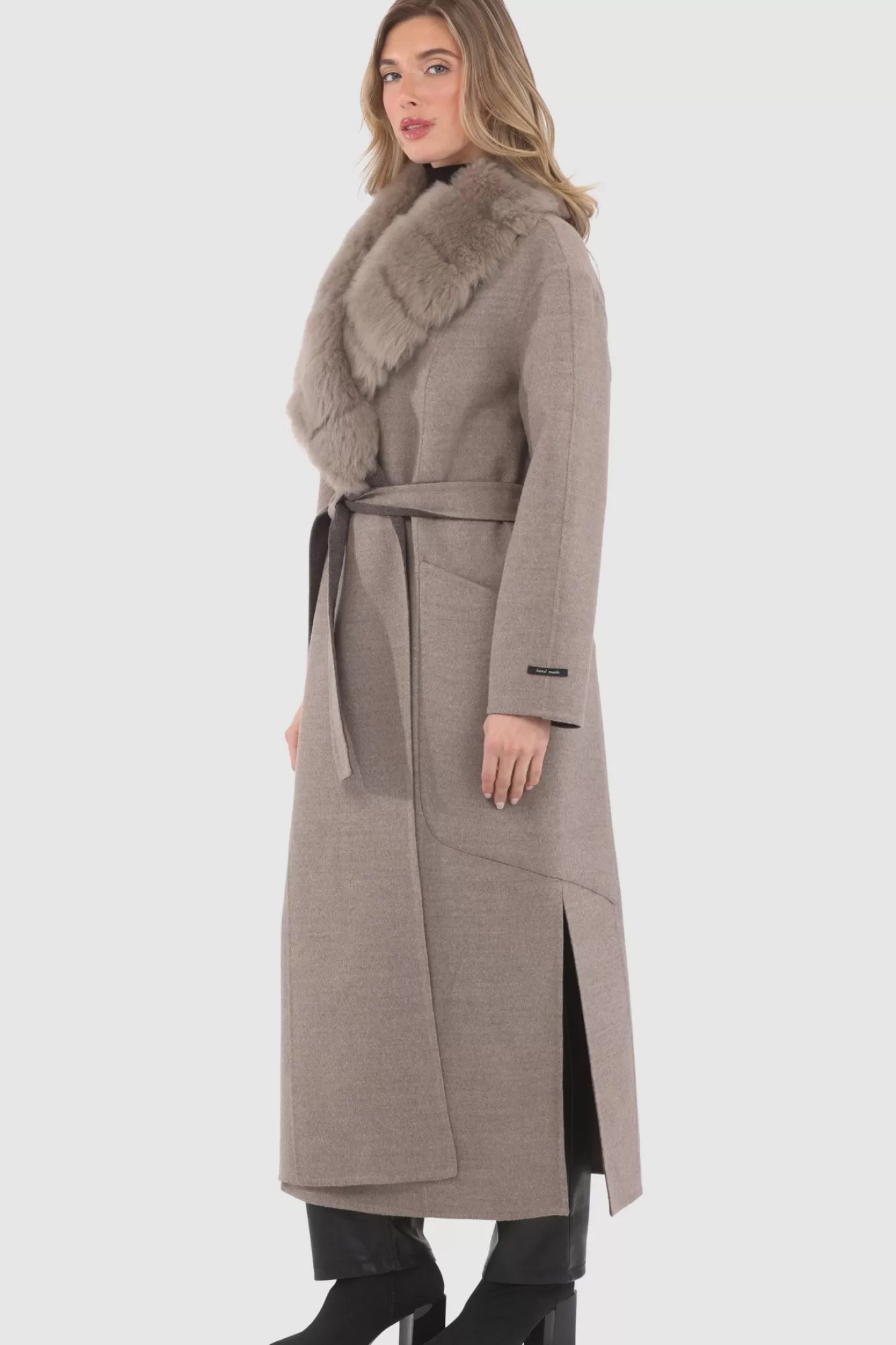 Manteau Femme GORSKI Montréal - Réversible en Cachemire Loro Piana et Laine avec Col en Shearling Merinillo Amovible & Ceinture Chic