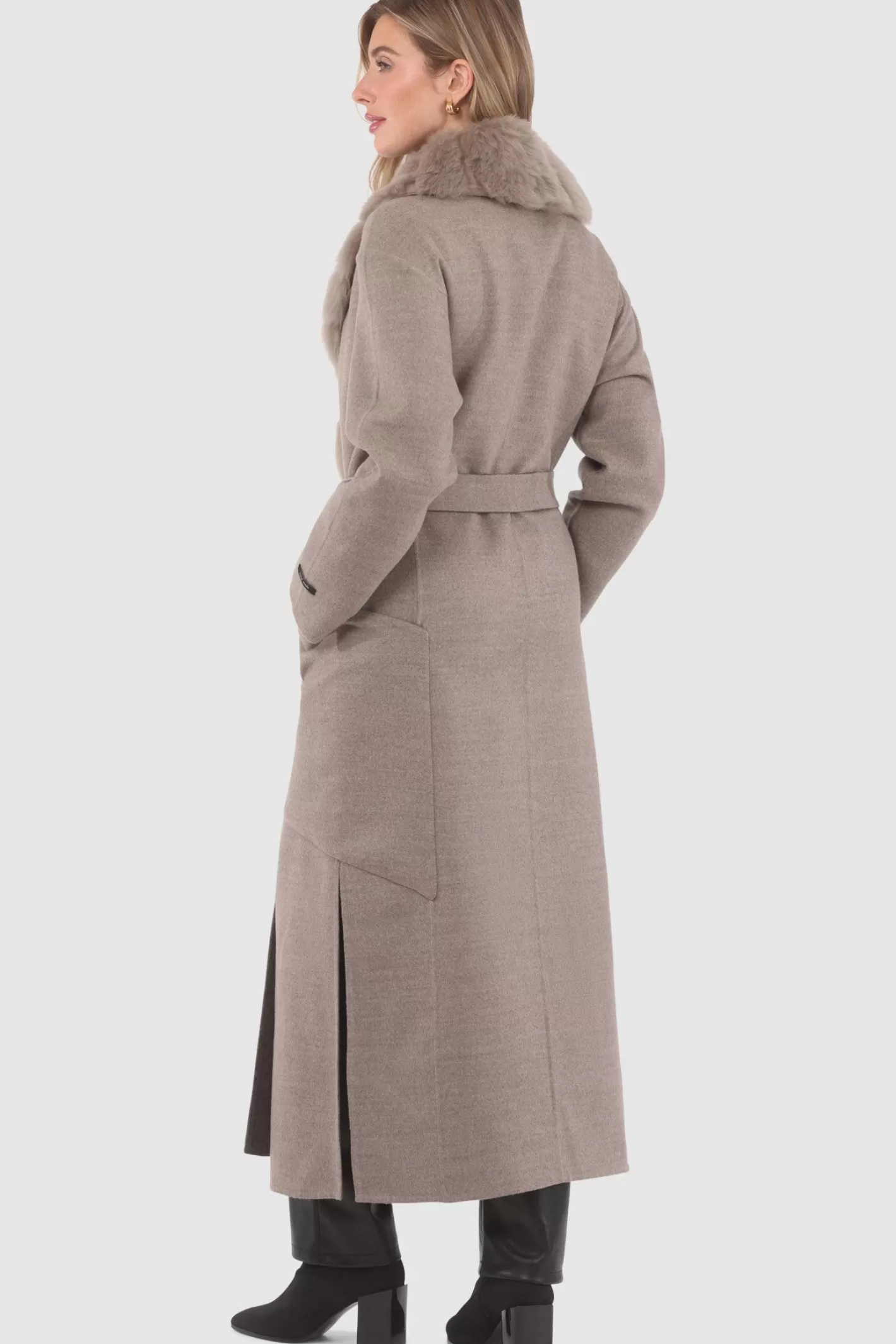 Manteau Femme GORSKI Montréal - Réversible en Cachemire Loro Piana et Laine avec Col en Shearling Merinillo Amovible & Ceinture Chic