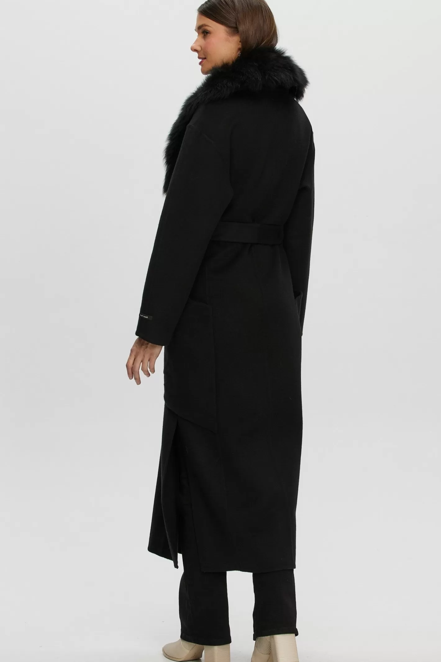Manteau Femme GORSKI Montréal - Réversible en Cachemire Loro Piana et Laine avec Col en Shearling Merinillo Amovible & Ceinture Chic