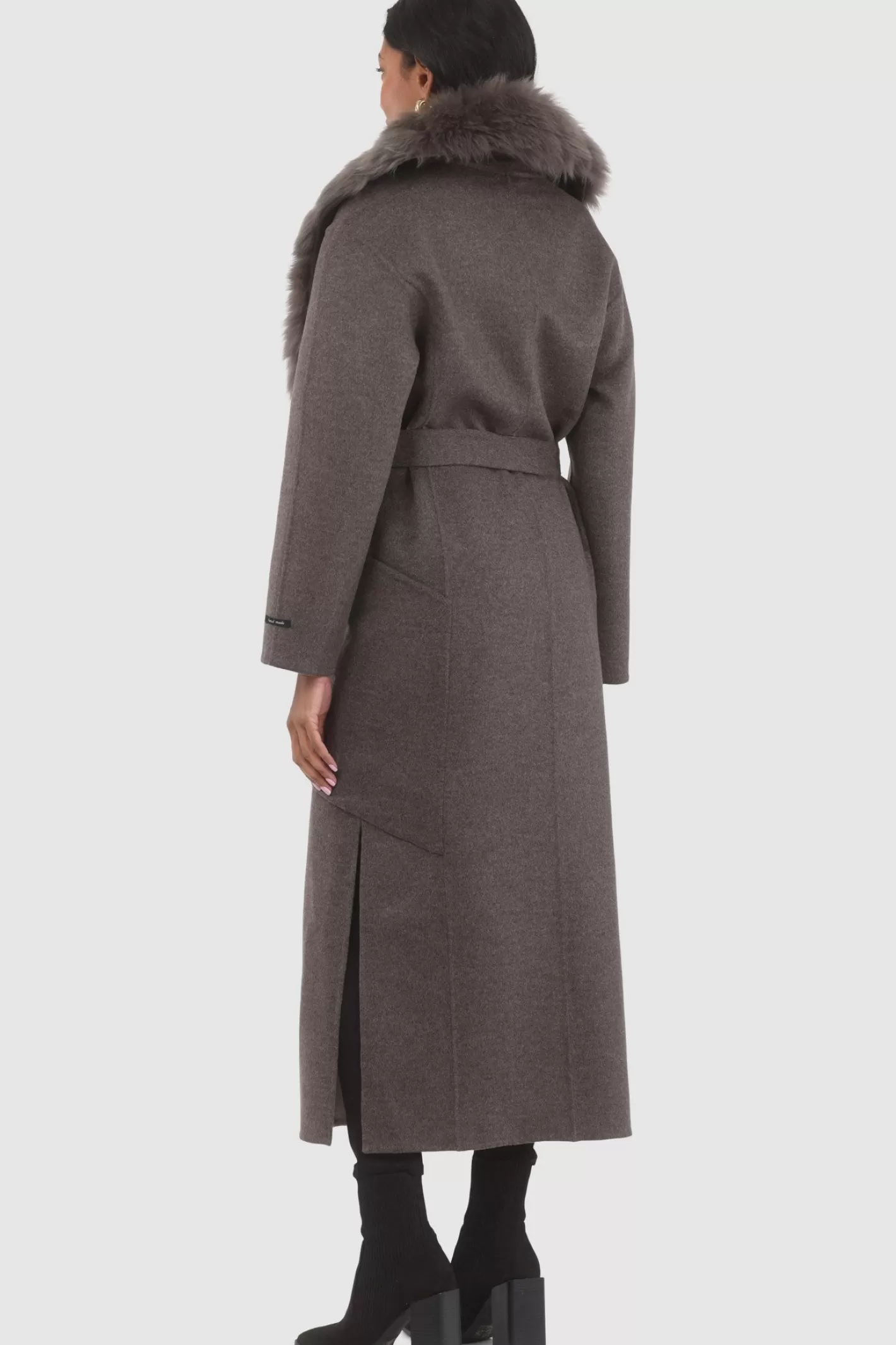 Manteau Femme GORSKI Montréal - Réversible en Cachemire Loro Piana et Laine avec Col en Shearling Merinillo Amovible & Ceinture Chic