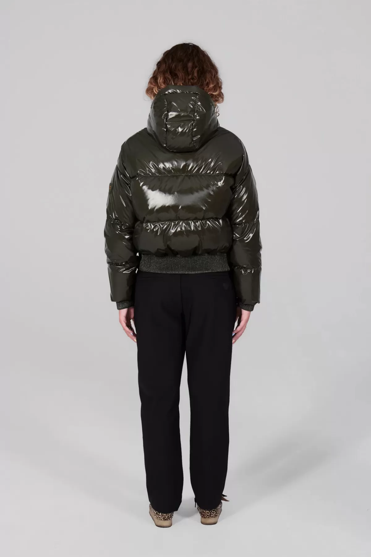 Doudoune brillante courte Nine Gertrude - Veste légère et tendance pour un look hiver chic | Style abordable & collection exclusive