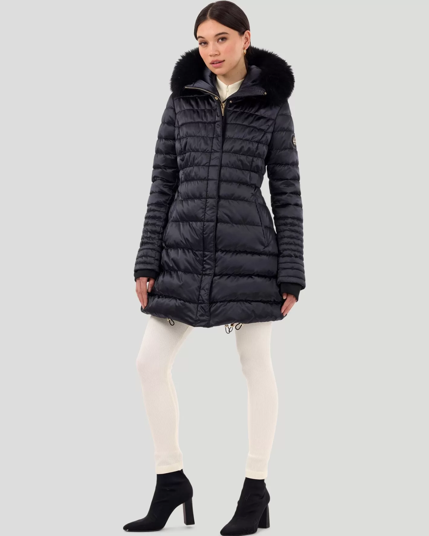 Veste femme GORSKI - Collection Montréal | Coupe ajustée après-ski avec capuche détachable doublée d'agneau shearling toscan