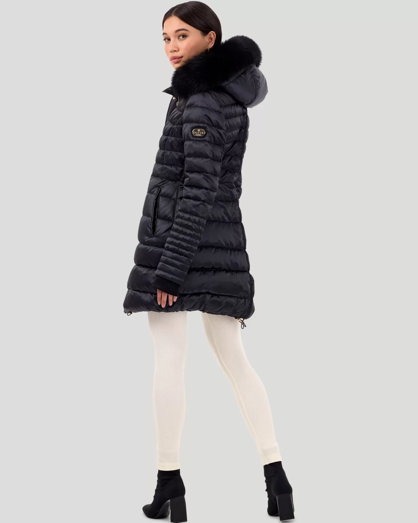 Veste femme GORSKI - Collection Montréal | Coupe ajustée après-ski avec capuche détachable doublée d'agneau shearling toscan