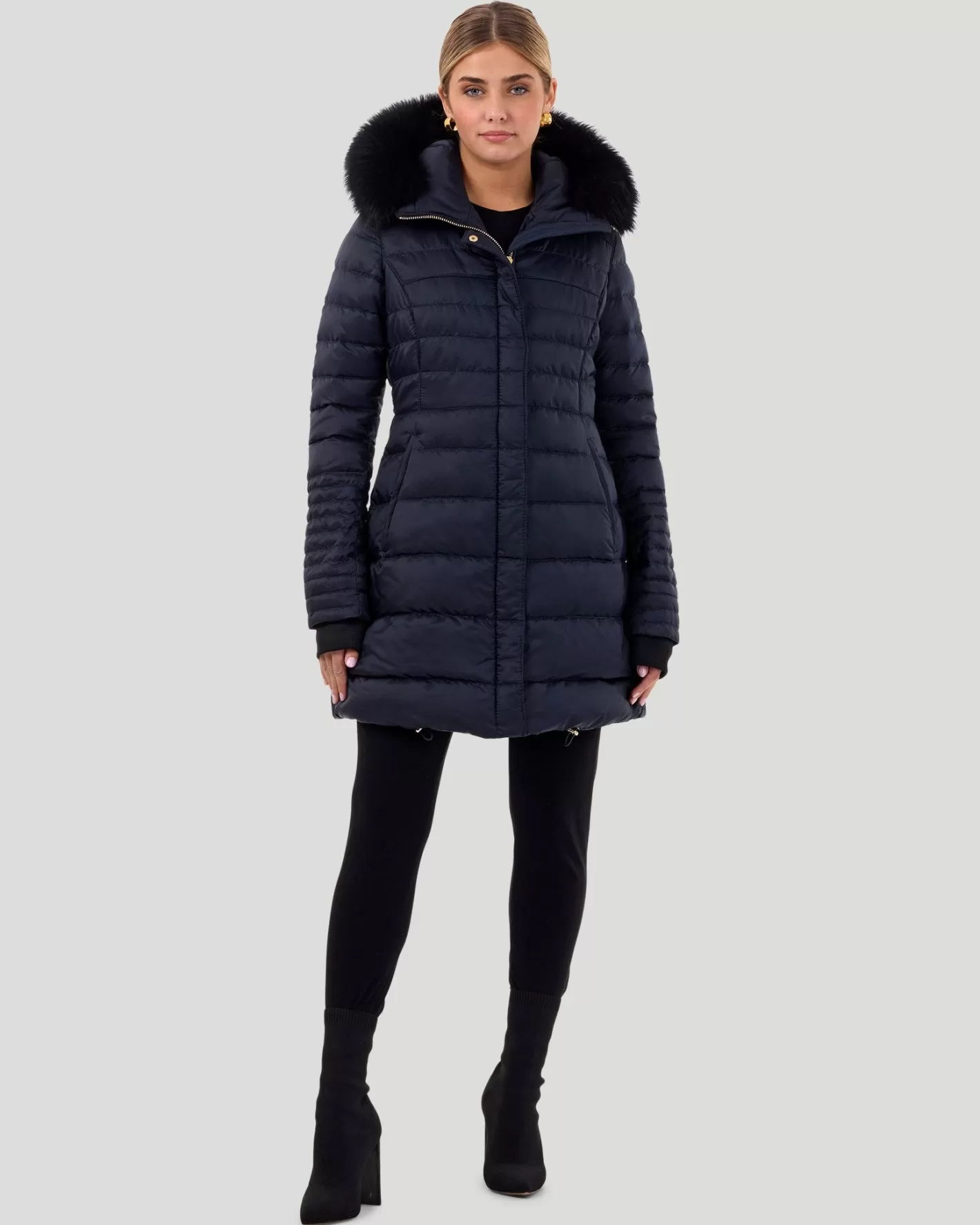 Veste femme GORSKI - Collection Montréal | Coupe ajustée après-ski avec capuche détachable doublée d'agneau shearling toscan