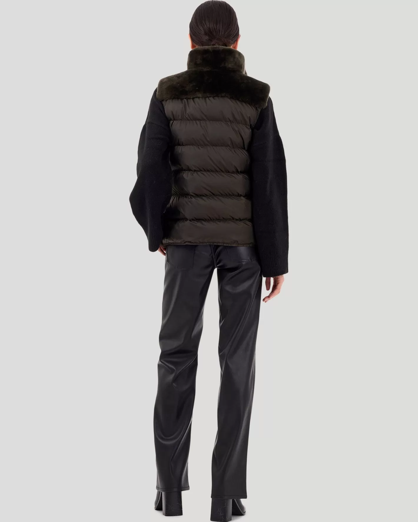 Veste matelassée en agneau shearling GORSKI Montréal - Coupe ajustée pour femme avec dos matelassé et finition décontractée élégante