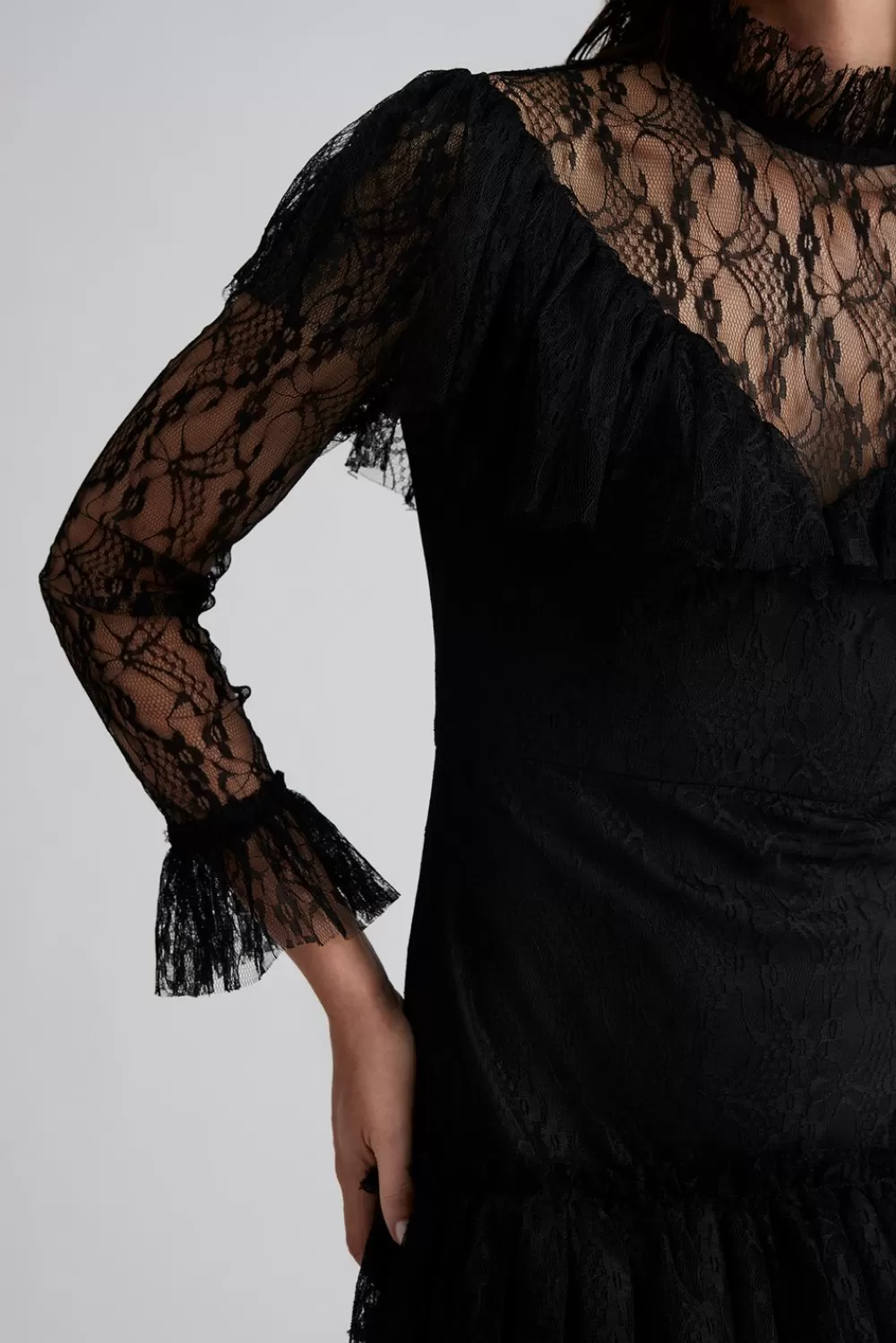 Robe Longue Élégante Malina Joelle - Noir Intemporel | Style Tendance