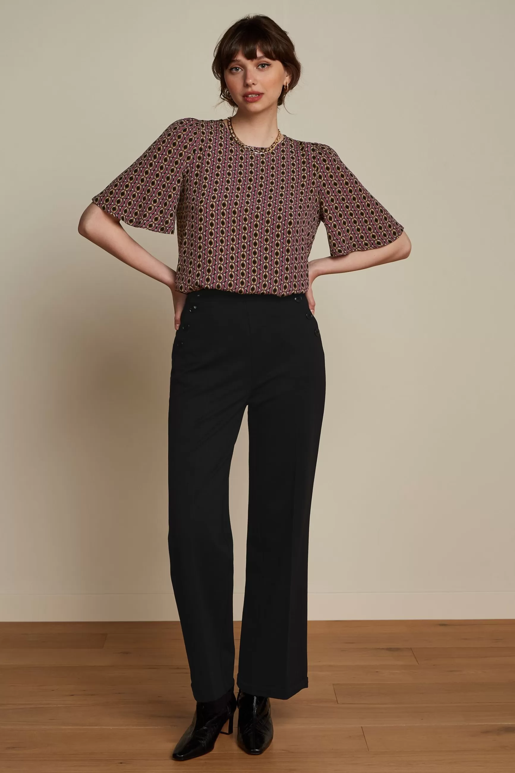 DAMES Collection Printemps 2024 - Haut Femme Élégant King Louie Lizzy, Design Tendance Hoopah pour Silhouette Rafinée