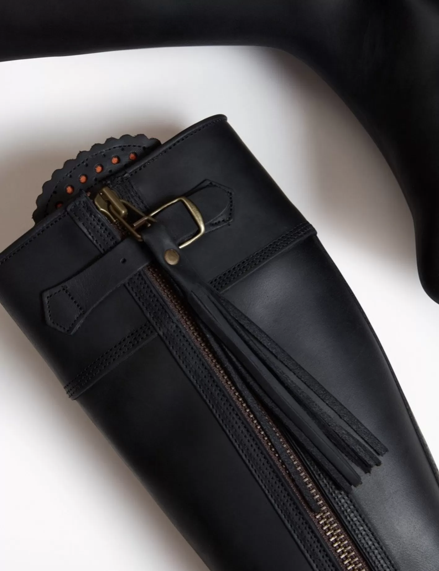 Bottes Élégantes à Franges Longues - Chaussures Montées Goodyear pour Équitation | Confort et Style Intemporel