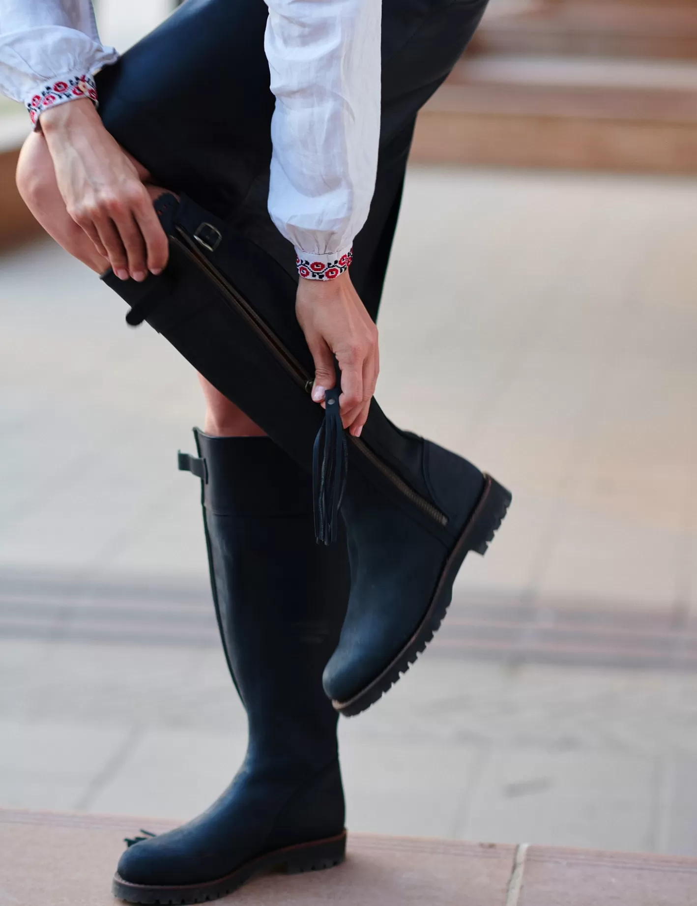 Bottes Élégantes à Franges Longues - Chaussures Montées Goodyear pour Équitation | Confort et Style Intemporel