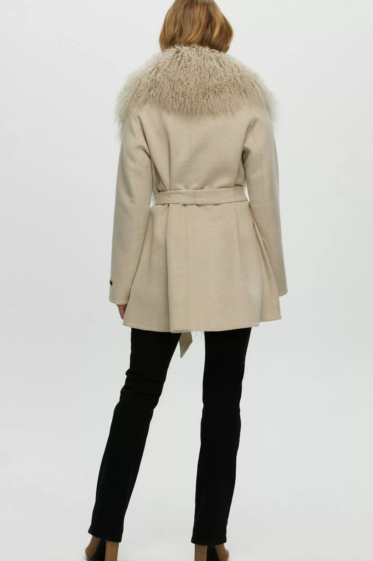 Veste d'hiver GORSKI Montréal - Mélange élégant cachemire Loro Piana et laine noble avec détails raffinés en agneau sélectionné pour femme