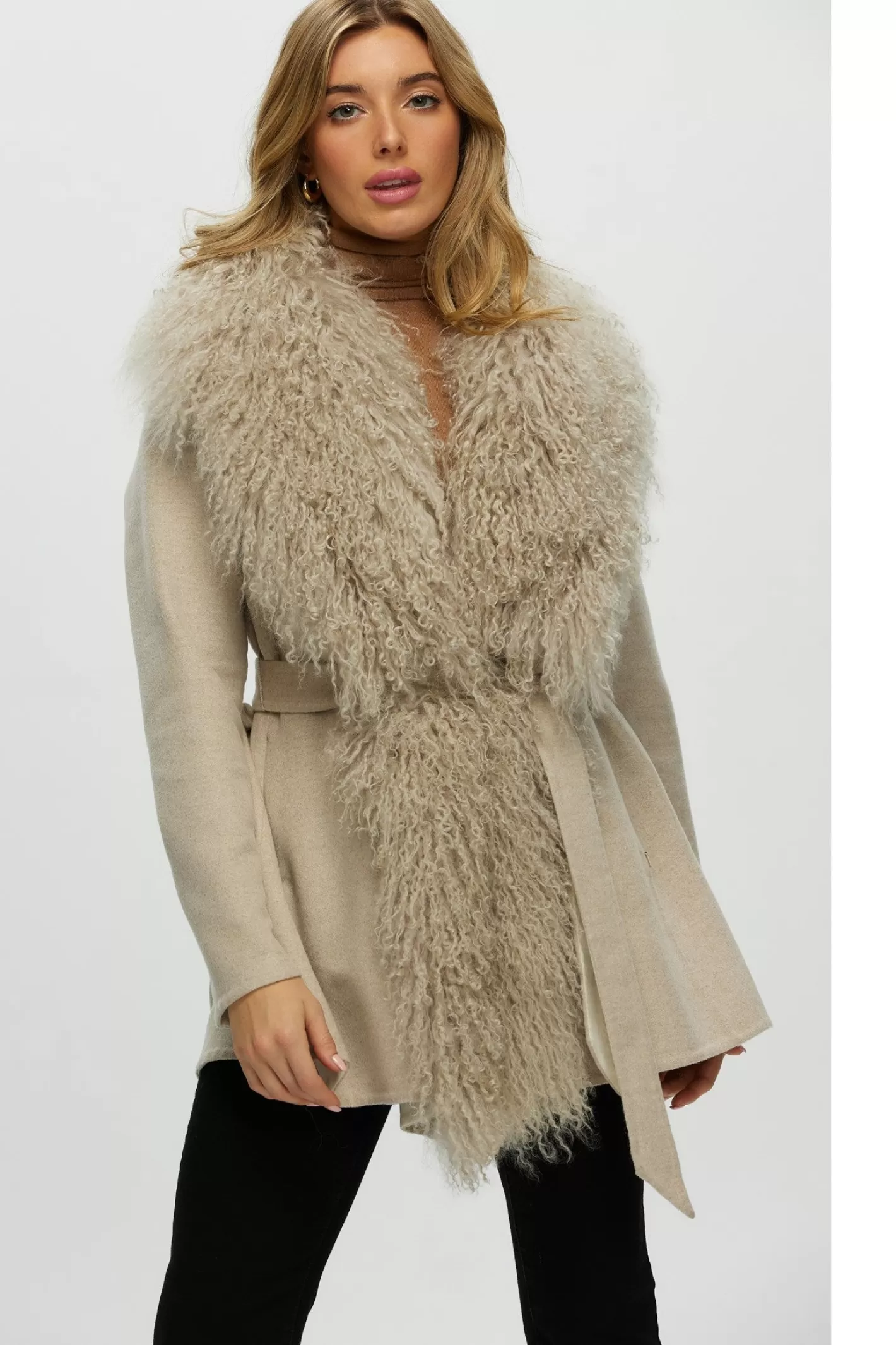 Veste d'hiver GORSKI Montréal - Mélange élégant cachemire Loro Piana et laine noble avec détails raffinés en agneau sélectionné pour femme