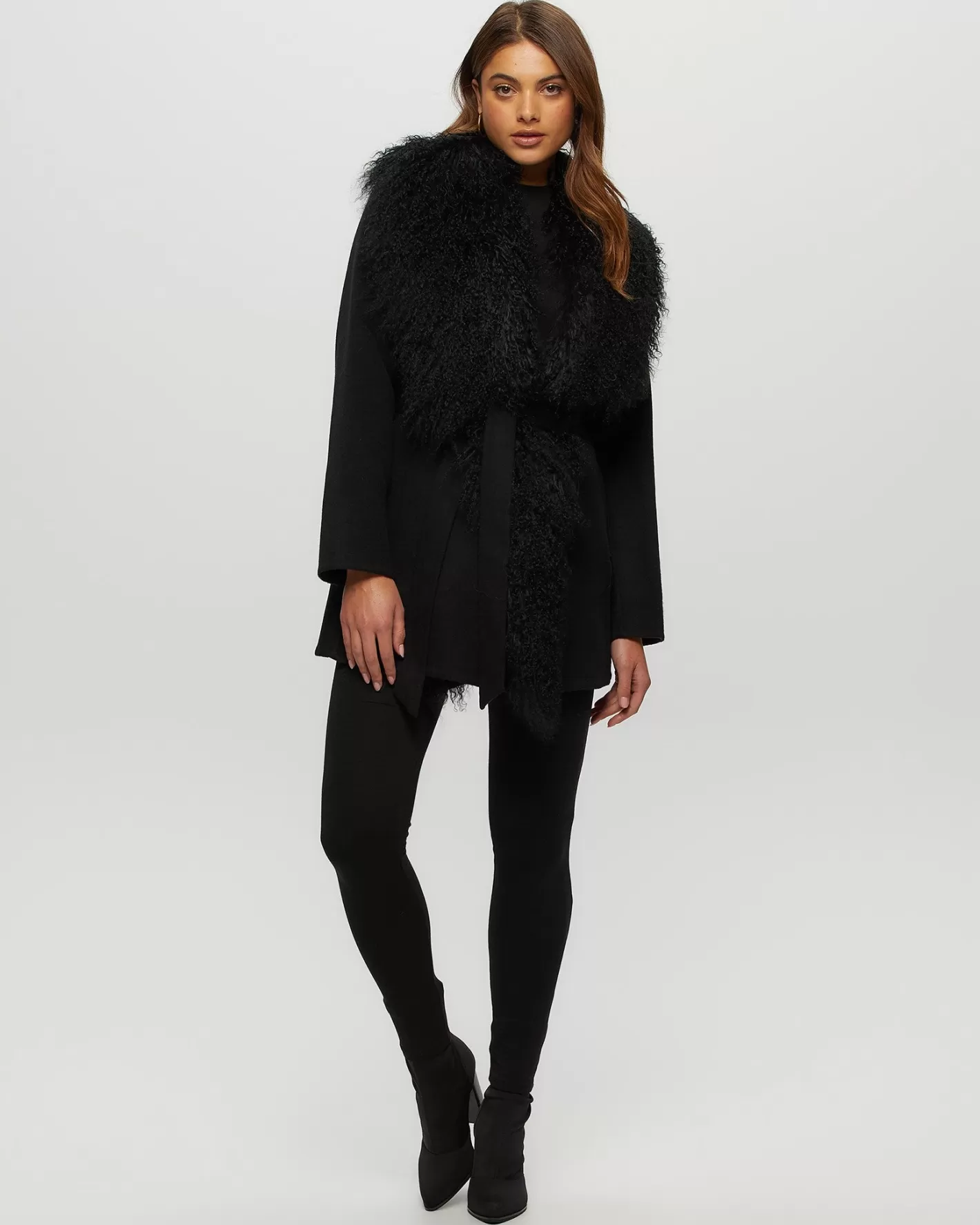 Veste d'hiver GORSKI Montréal - Mélange élégant cachemire Loro Piana et laine noble avec détails raffinés en agneau sélectionné pour femme