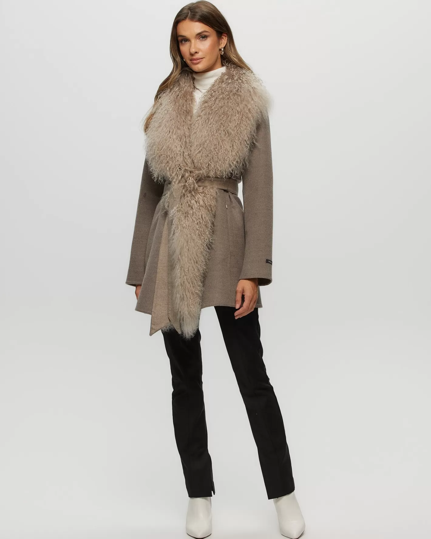 Veste d'hiver GORSKI Montréal - Mélange élégant cachemire Loro Piana et laine noble avec détails raffinés en agneau sélectionné pour femme