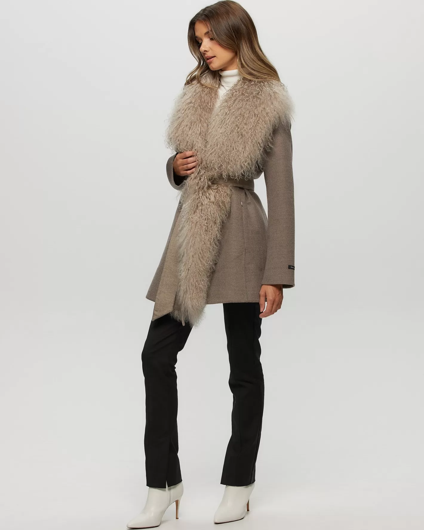 Veste d'hiver GORSKI Montréal - Mélange élégant cachemire Loro Piana et laine noble avec détails raffinés en agneau sélectionné pour femme
