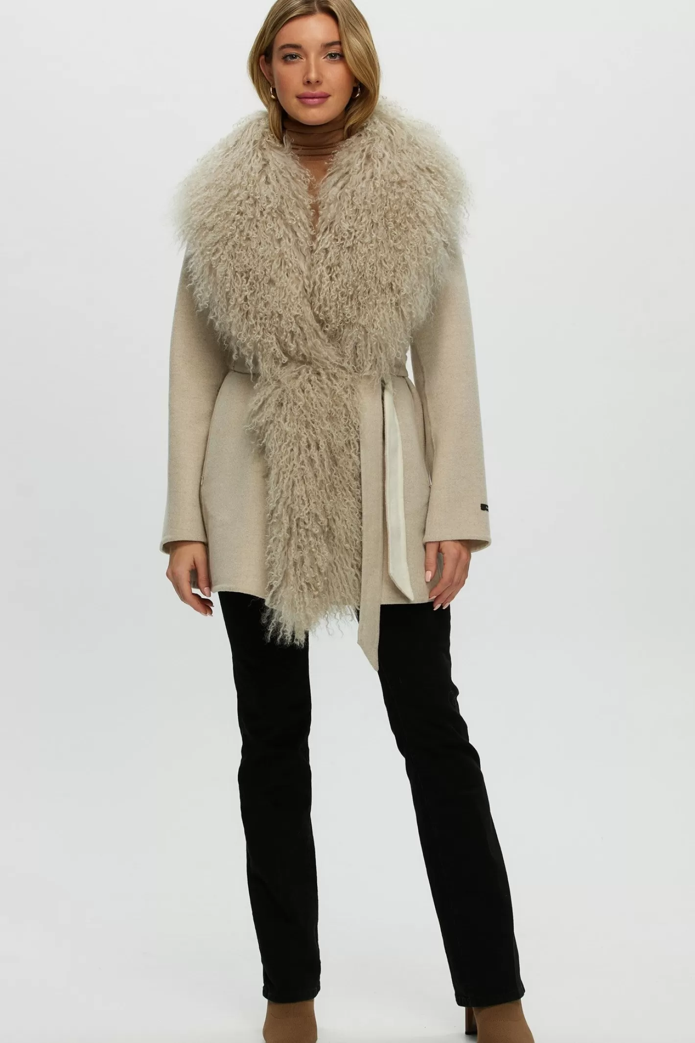Veste d'hiver GORSKI Montréal - Mélange élégant cachemire Loro Piana et laine noble avec détails raffinés en agneau sélectionné pour femme