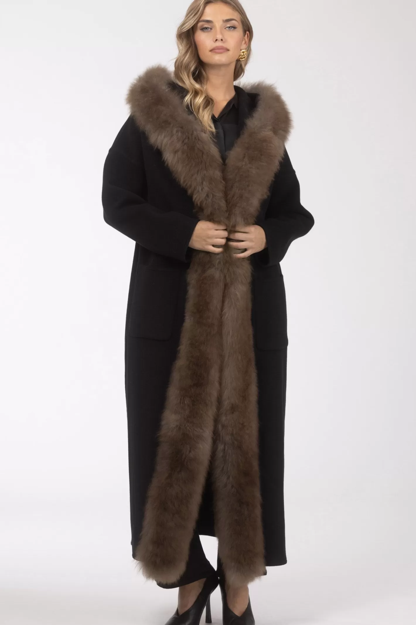 Parka d'hiver femme GORSKI Montréal - Cachemire Loro Piana avec garniture en poils de chèvre sélectionnés