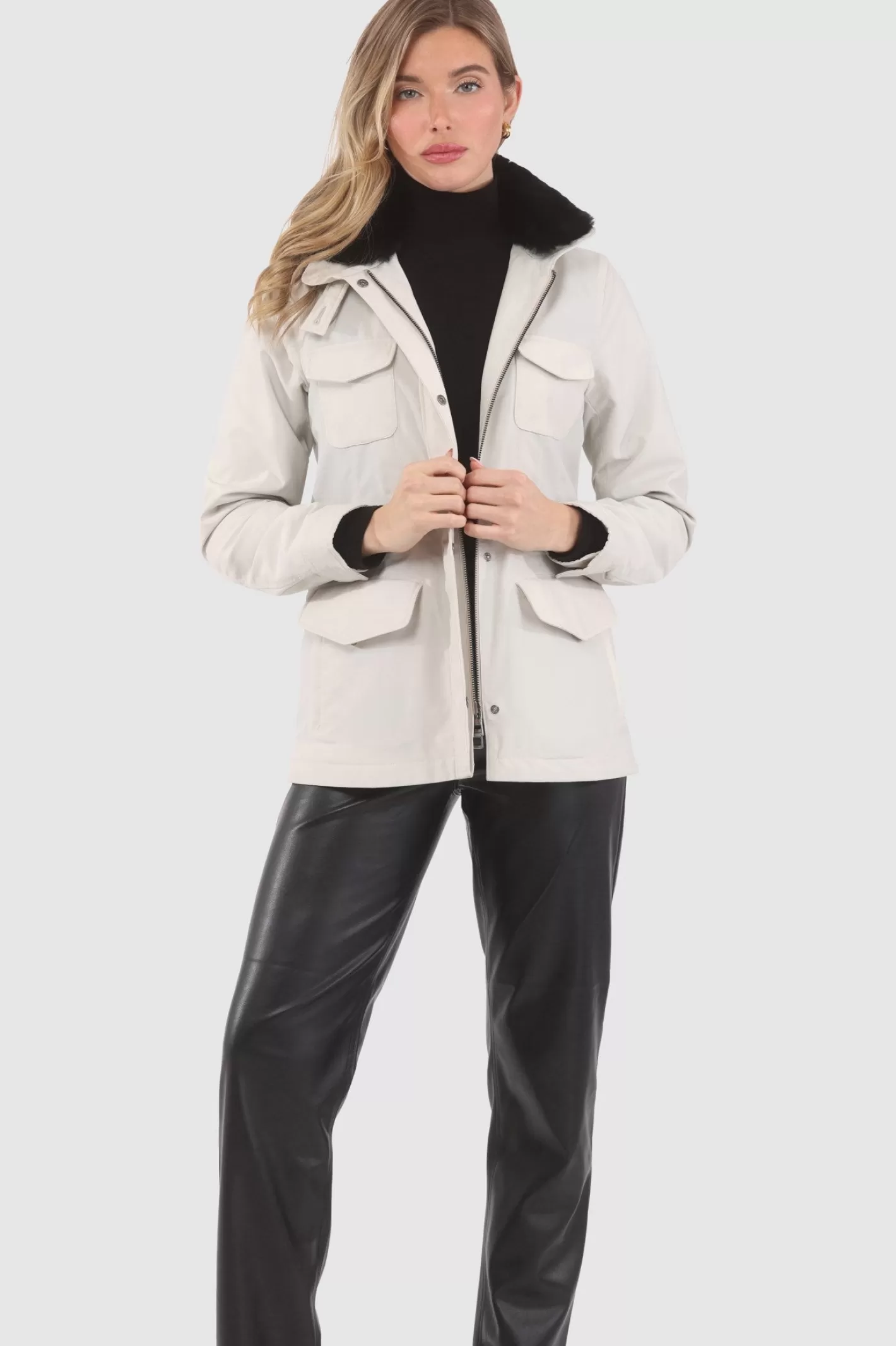 Veste femme GORSKI Montréal - Doudoune technique Storm System Loro Piana avec col en shearling premium détachable et capuche dissimulée
