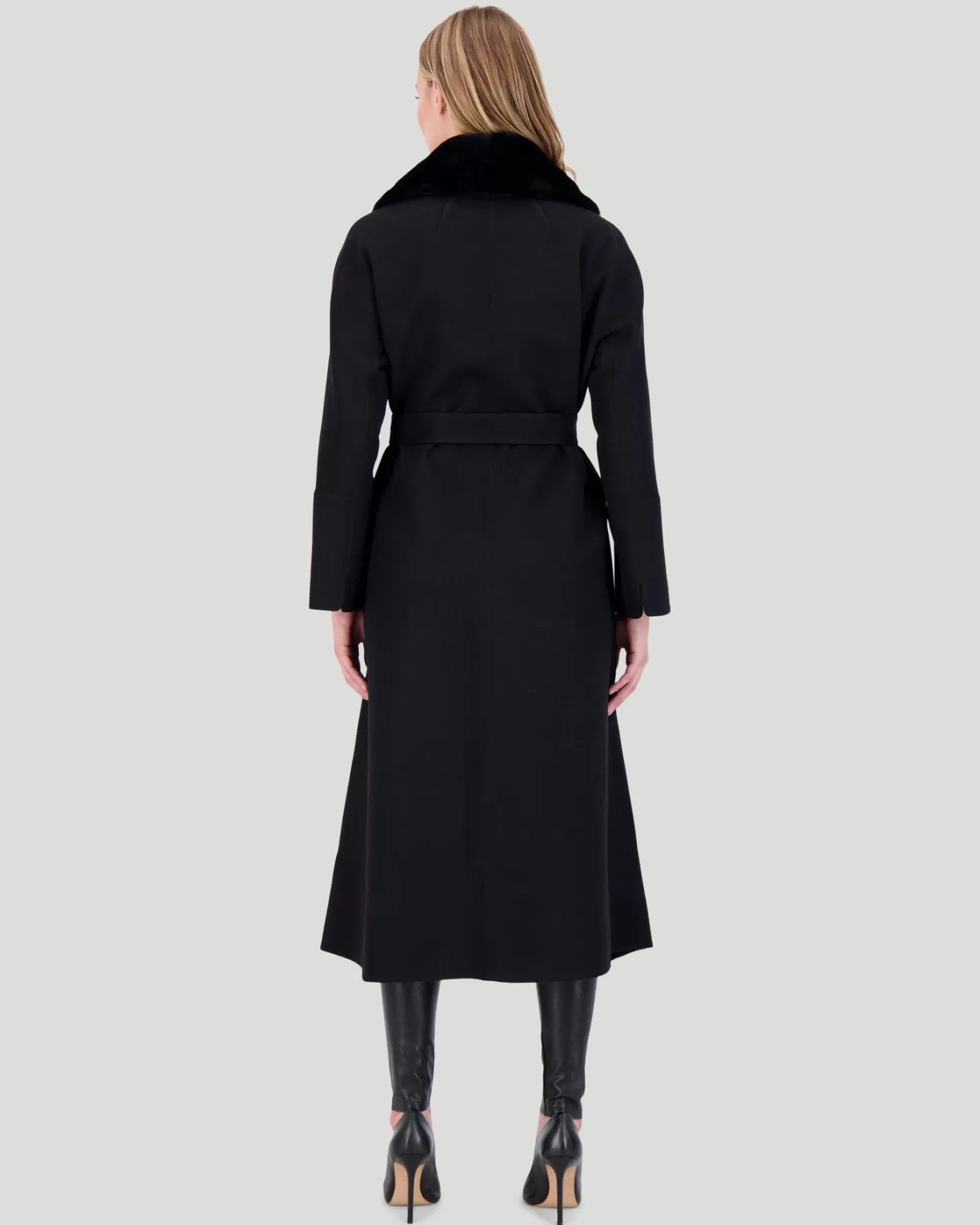 Manteau court d'hiver femme GORSKI Montréal - Laine noble Loro Piana avec col en agneau shearling de qualité supérieure