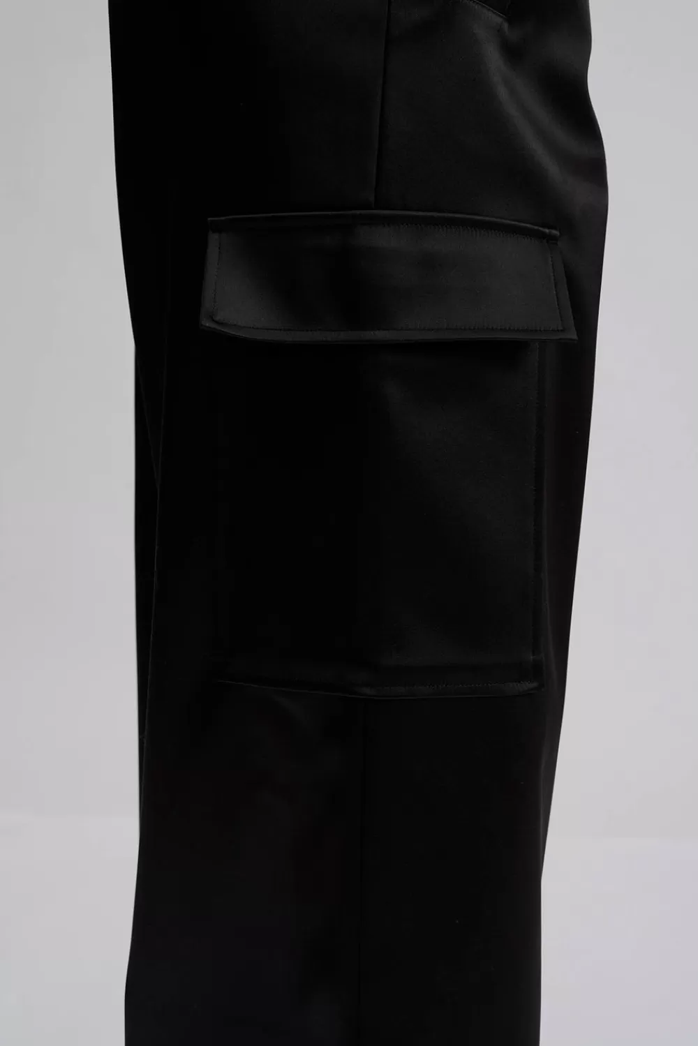 Pantalon slim vanillé Malina Madilyn - Coupe fluide printanière avec ceinture ajustable