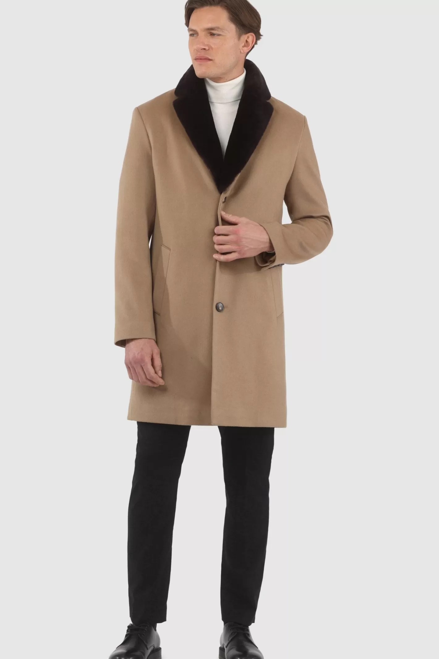 Manteau court pour homme en cachemire Loro Piana avec col détachable en agneau shearling sélectionné - GORSKI Montréal