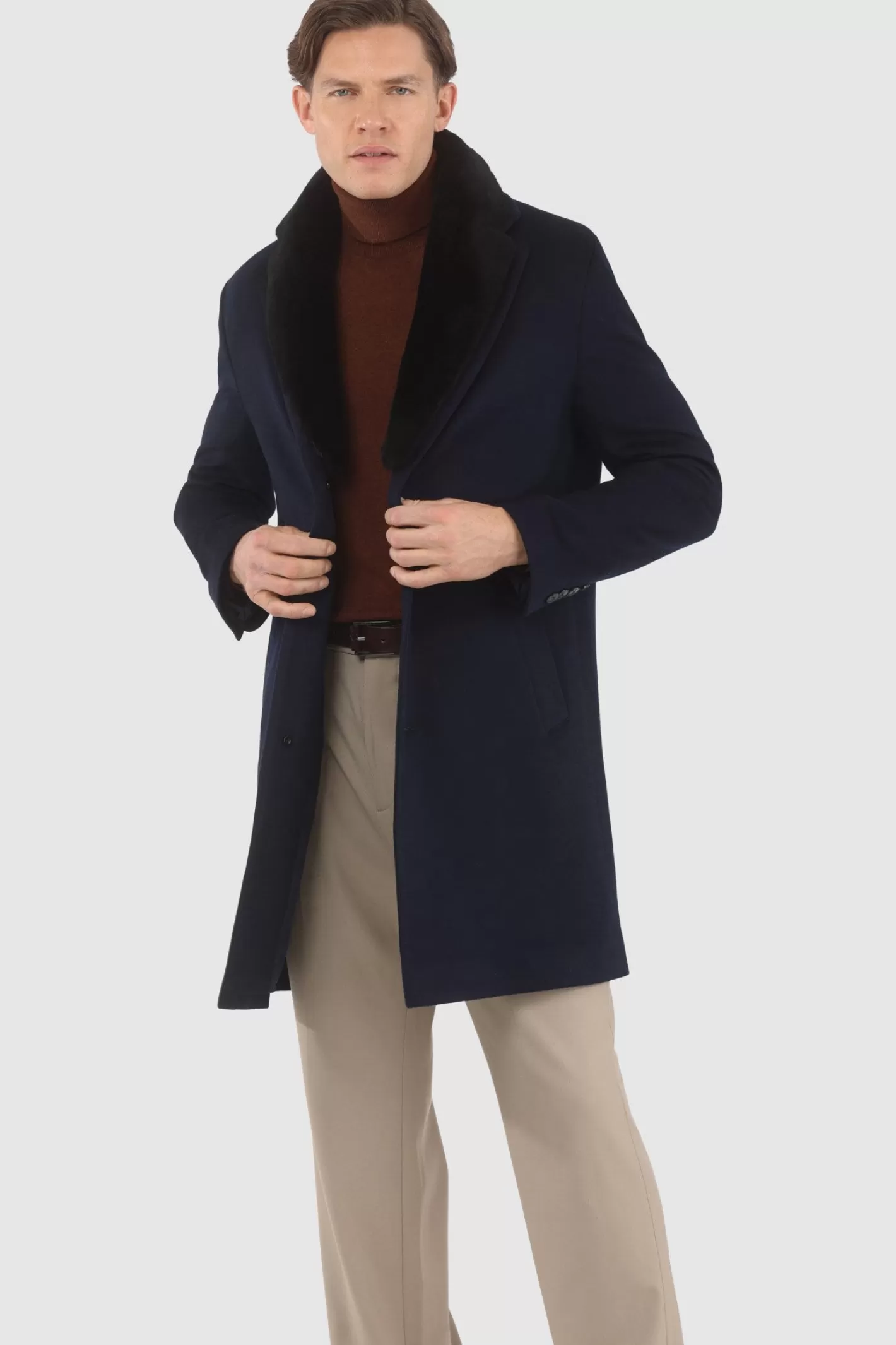Manteau court pour homme en cachemire Loro Piana avec col détachable en agneau shearling sélectionné - GORSKI Montréal