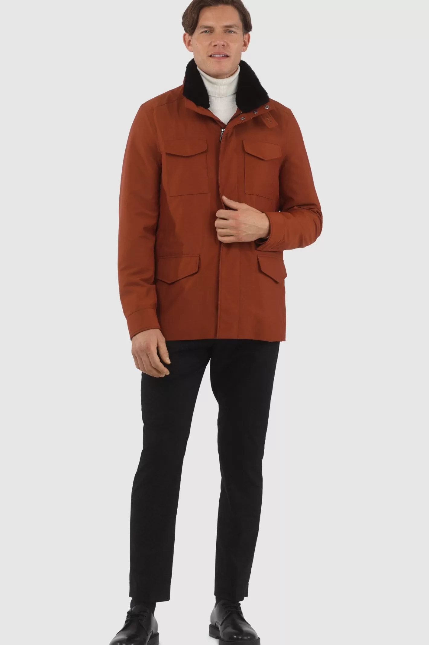 Veste pour homme GORSKI Montréal – Doudoune imperméable avec doublure Storm System de Loro Piana, col en agneau shearling amovible et capuche intégrée