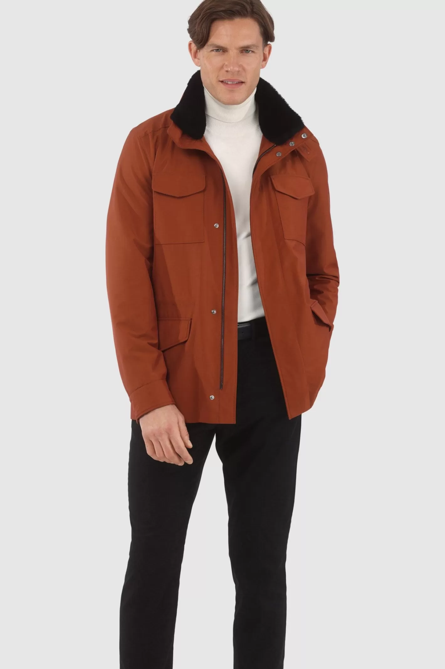 Veste pour homme GORSKI Montréal – Doudoune imperméable avec doublure Storm System de Loro Piana, col en agneau shearling amovible et capuche intégrée