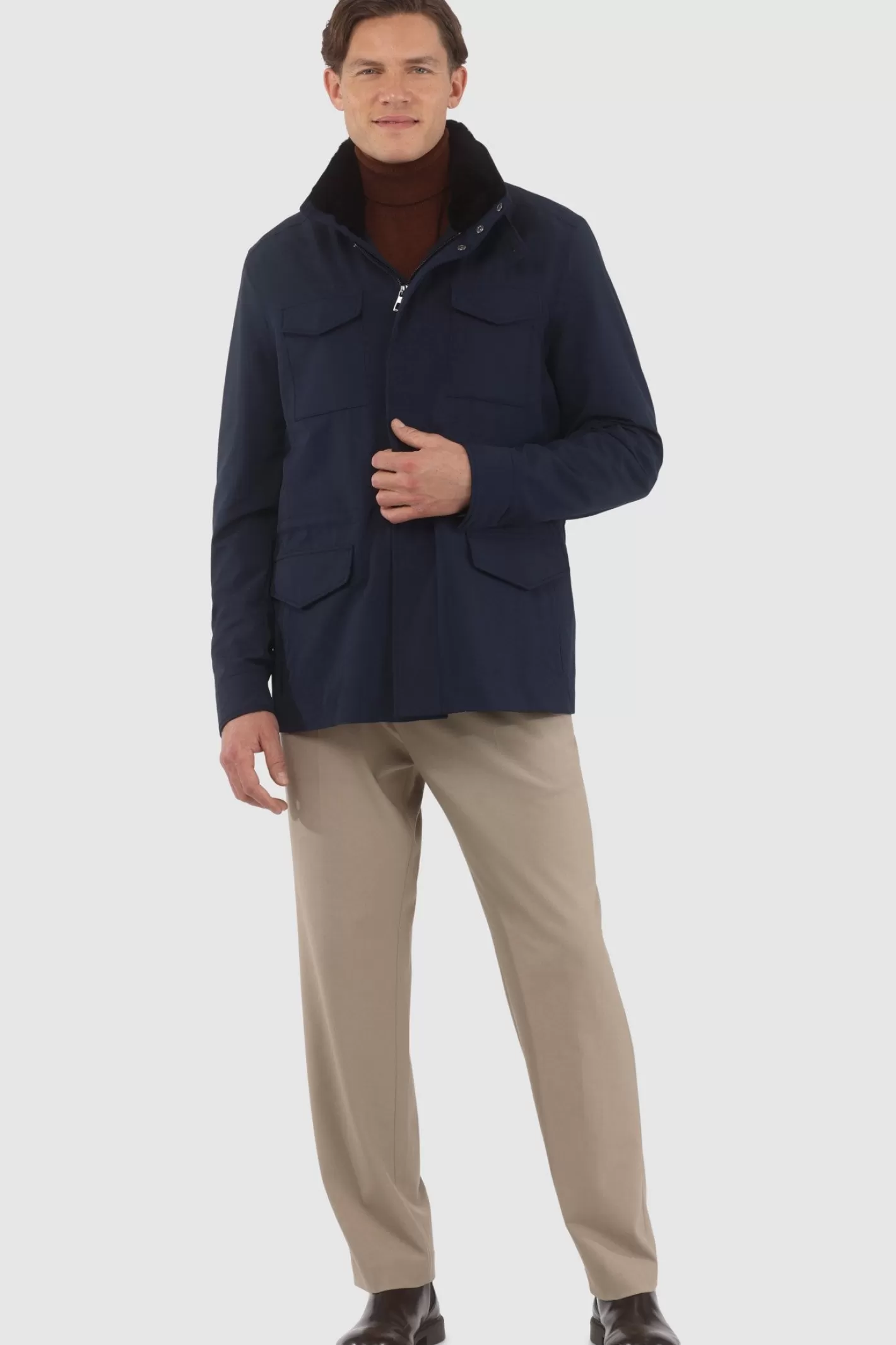 Veste pour homme GORSKI Montréal – Doudoune imperméable avec doublure Storm System de Loro Piana, col en agneau shearling amovible et capuche intégrée