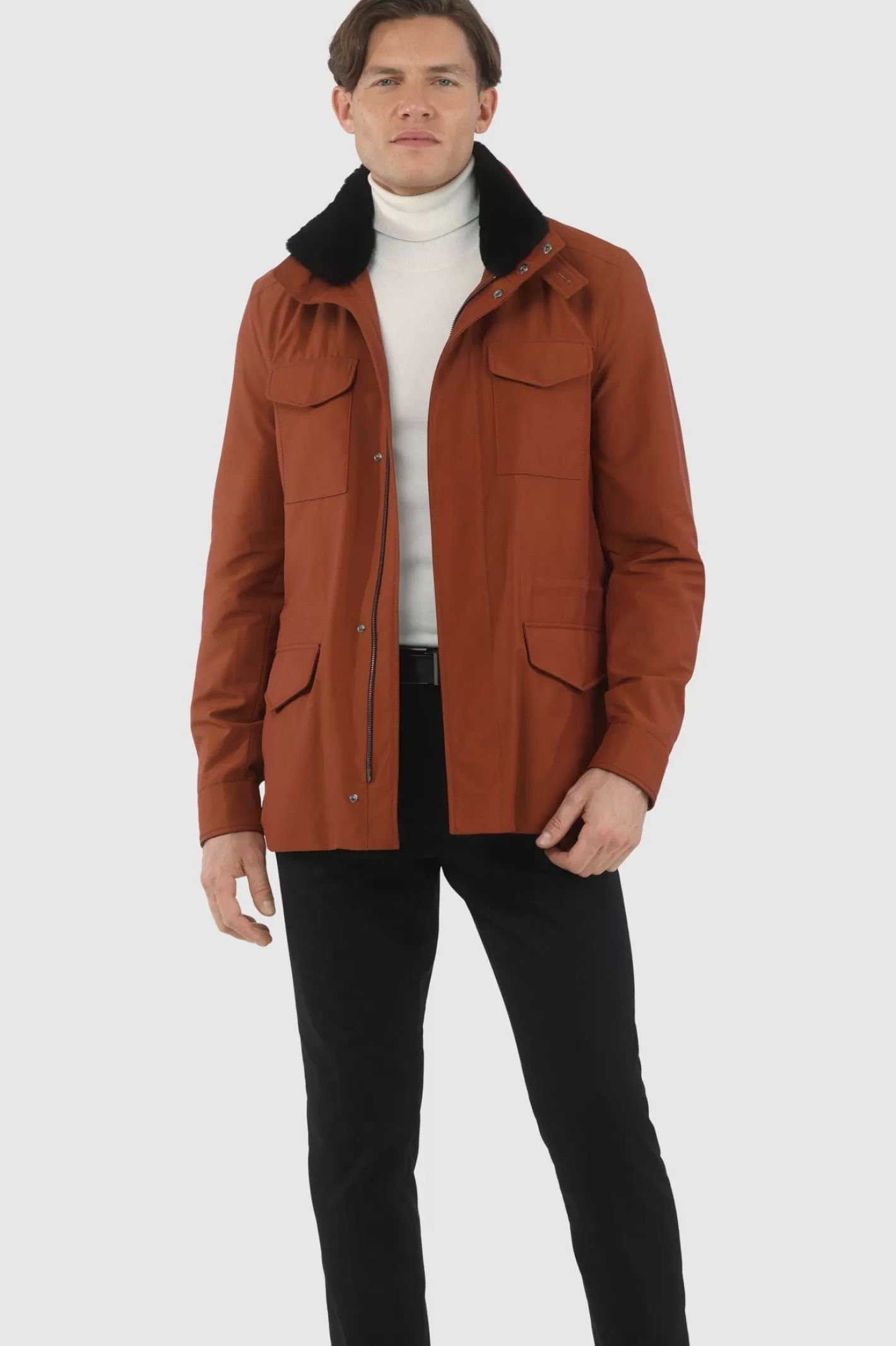 Veste pour homme GORSKI Montréal – Doudoune imperméable avec doublure Storm System de Loro Piana, col en agneau shearling amovible et capuche intégrée