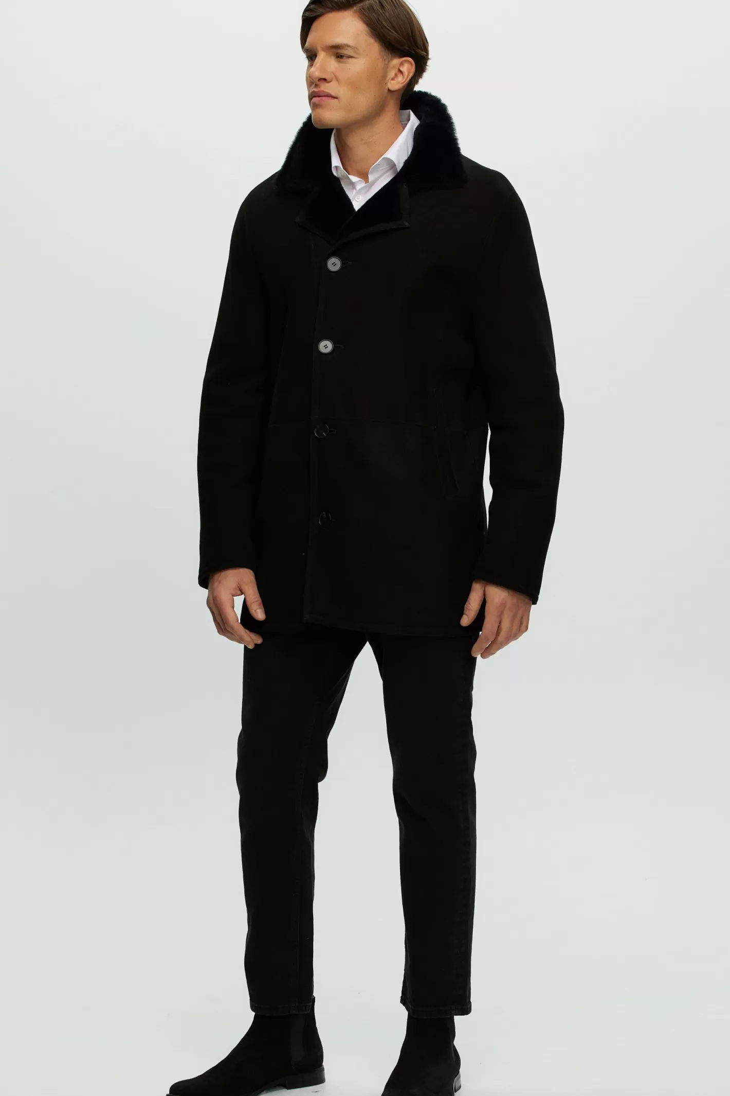 Manteau d'hiver GORSKI Montréal - Veste pour homme en agneau shearling d'exception 

(Note : J'ai restructuré l'ordre des informations, ajouté une mention saisonnière implicite, utilisé des formulations plus courantes en français québécois, et remplacé 