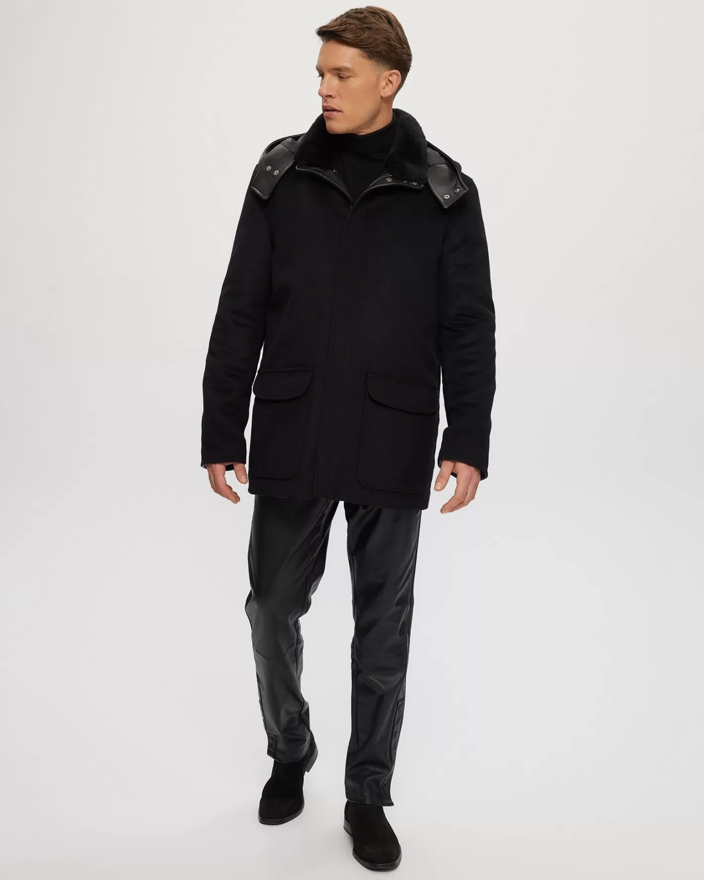 Parka d'Hiver GORSKI Montréal pour Homme - Capuche Amovible et Col en Agneau Shearling - Manteau en Laine Épaisse Coupe-Vent 

(Note: J'ai restructuré la formulation pour une lecture plus naturelle en français courant, ajouté des détails contextuels comme 
