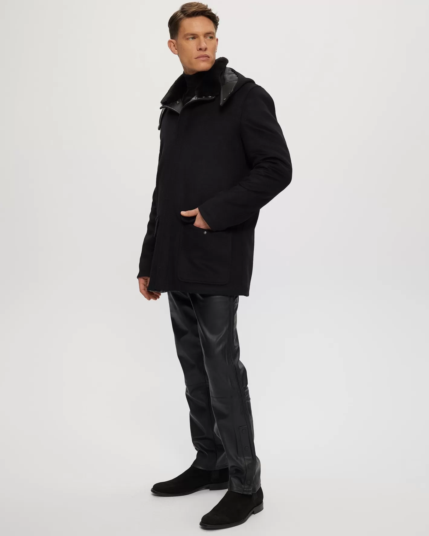 Parka d'Hiver GORSKI Montréal pour Homme - Capuche Amovible et Col en Agneau Shearling - Manteau en Laine Épaisse Coupe-Vent 

(Note: J'ai restructuré la formulation pour une lecture plus naturelle en français courant, ajouté des détails contextuels comme 