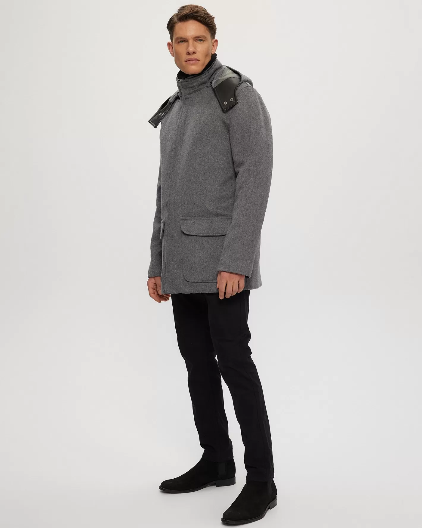 Parka d'Hiver GORSKI Montréal pour Homme - Capuche Amovible et Col en Agneau Shearling - Manteau en Laine Épaisse Coupe-Vent 

(Note: J'ai restructuré la formulation pour une lecture plus naturelle en français courant, ajouté des détails contextuels comme 