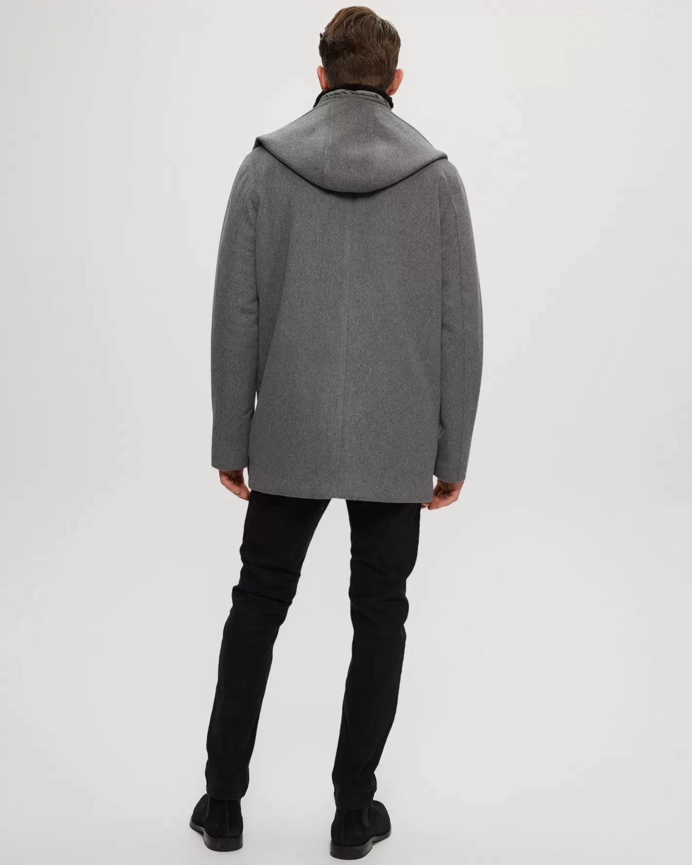Parka d'Hiver GORSKI Montréal pour Homme - Capuche Amovible et Col en Agneau Shearling - Manteau en Laine Épaisse Coupe-Vent 

(Note: J'ai restructuré la formulation pour une lecture plus naturelle en français courant, ajouté des détails contextuels comme 